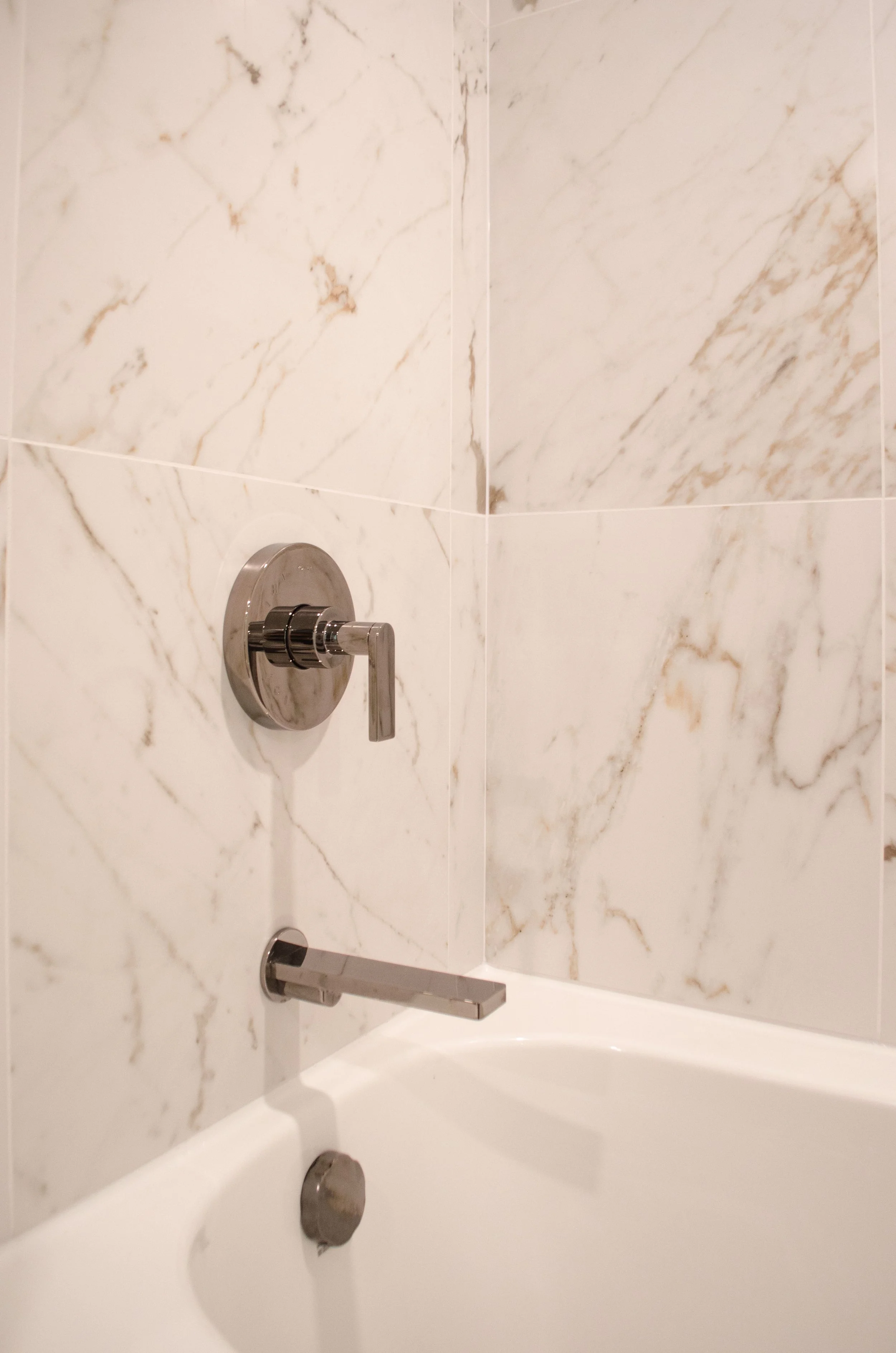 false-creek-condo-renovation - After - 49.jpg