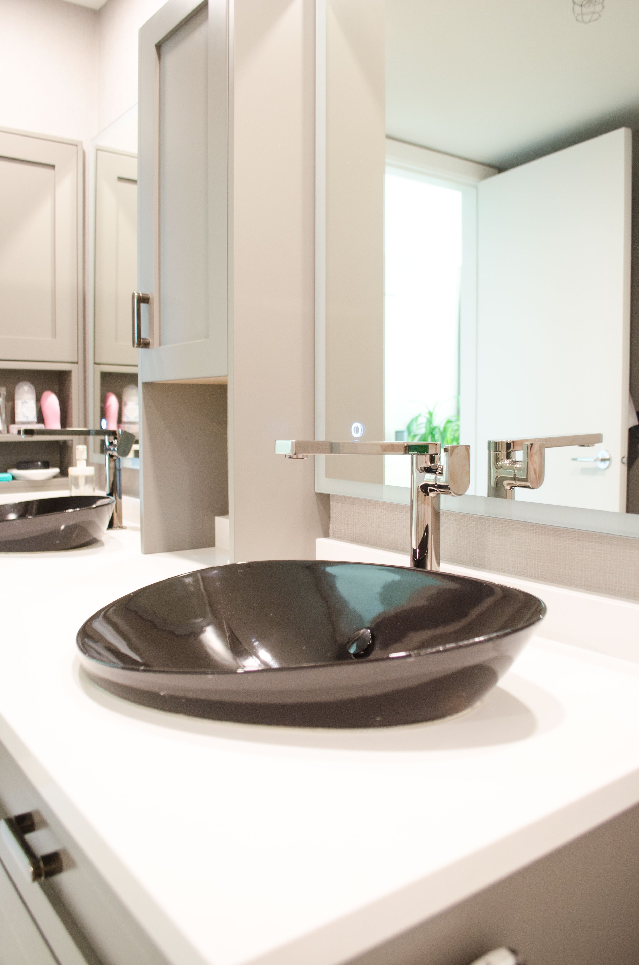 false-creek-condo-renovation - After - 51.jpg