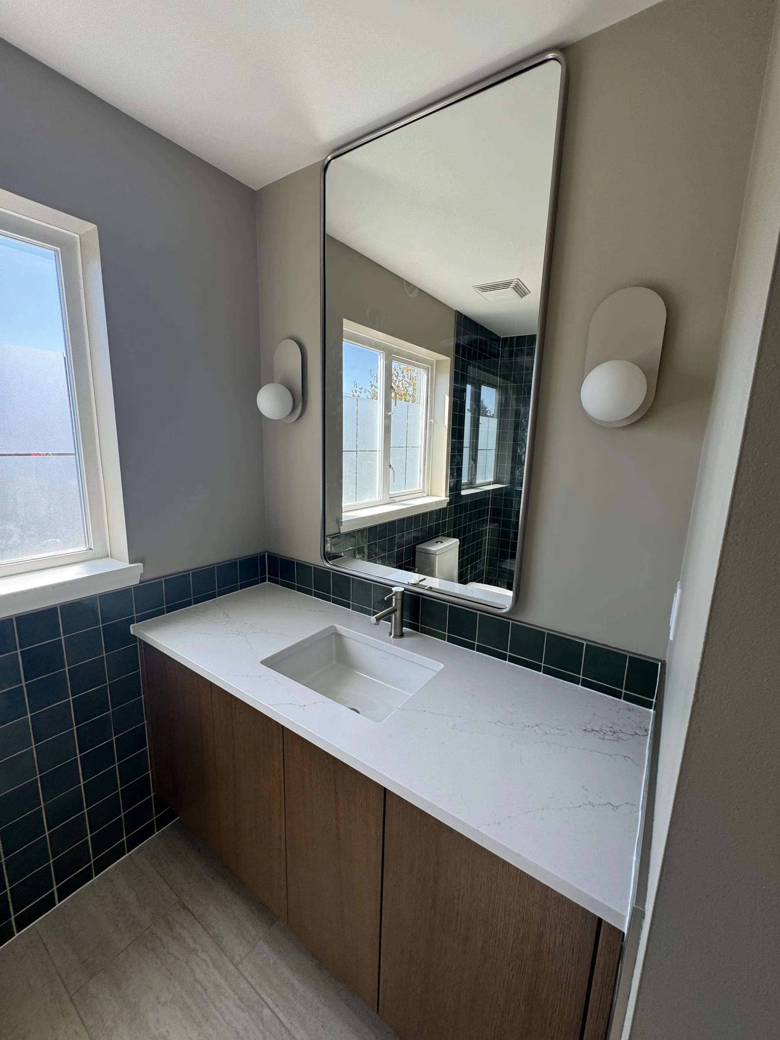 east-vancouver-bathroom-renovation - After - 01.jpg