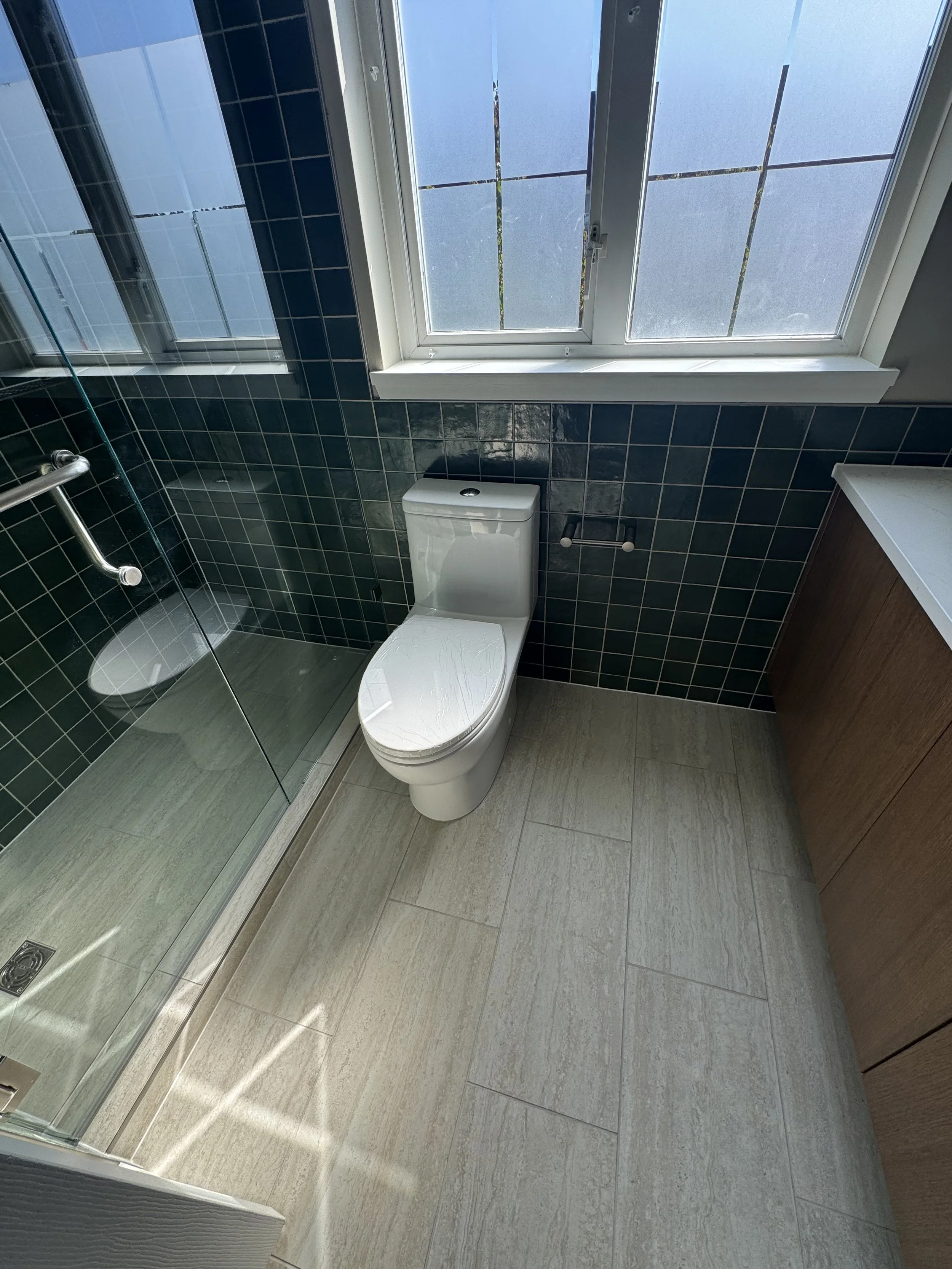 east-vancouver-bathroom-renovation - After - 02.jpg