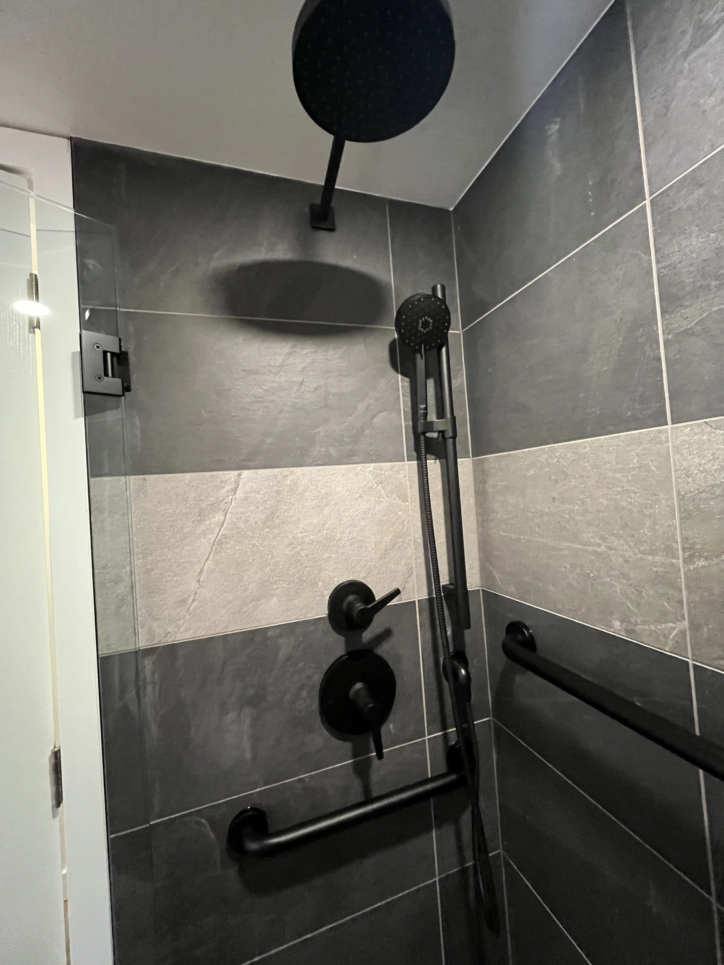 vancouver-condo-renovation-aging-in-place - After - 09.jpg