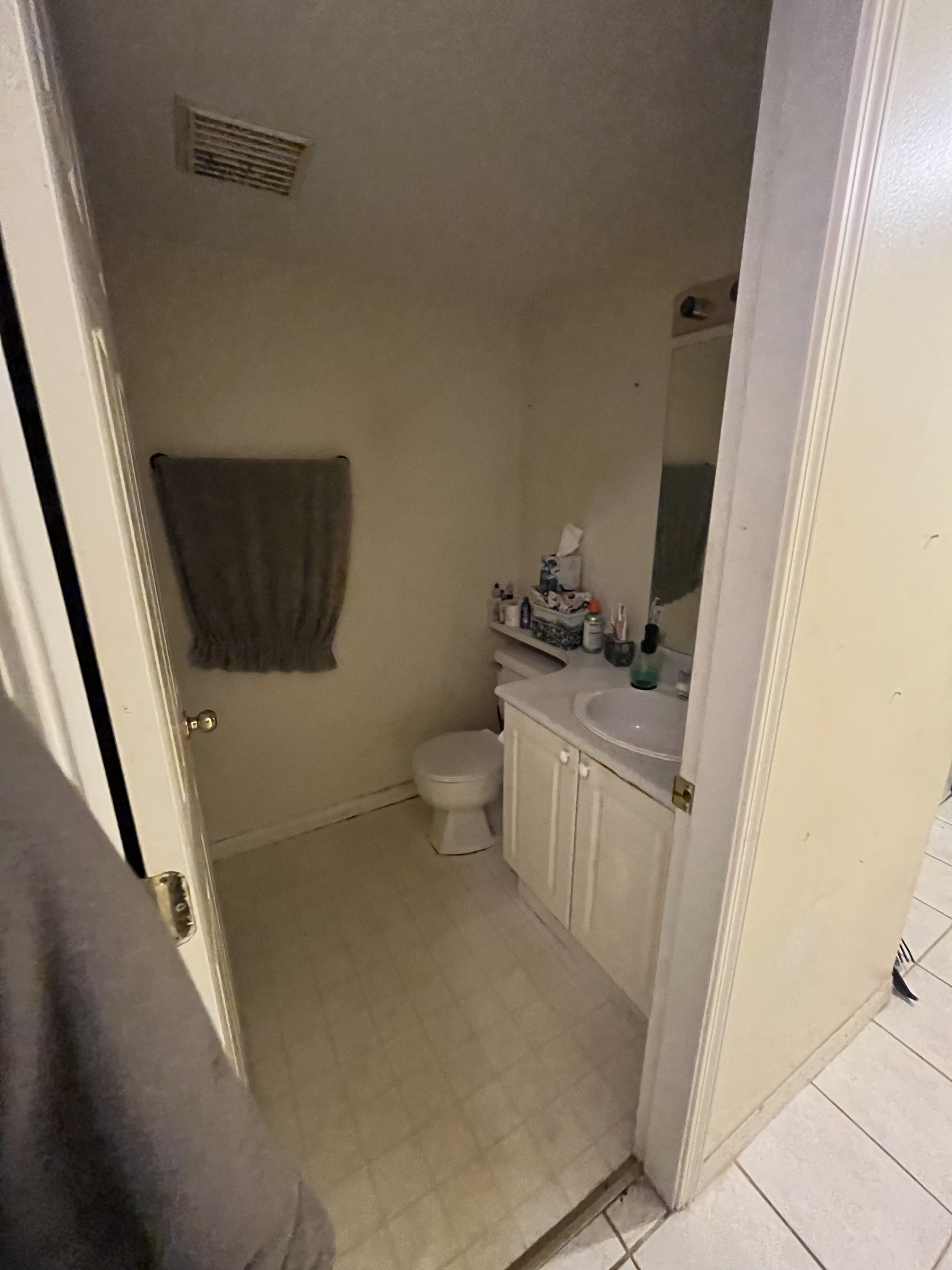 vancouver-condo-renovation-aging-in-place - Before - 03.jpg