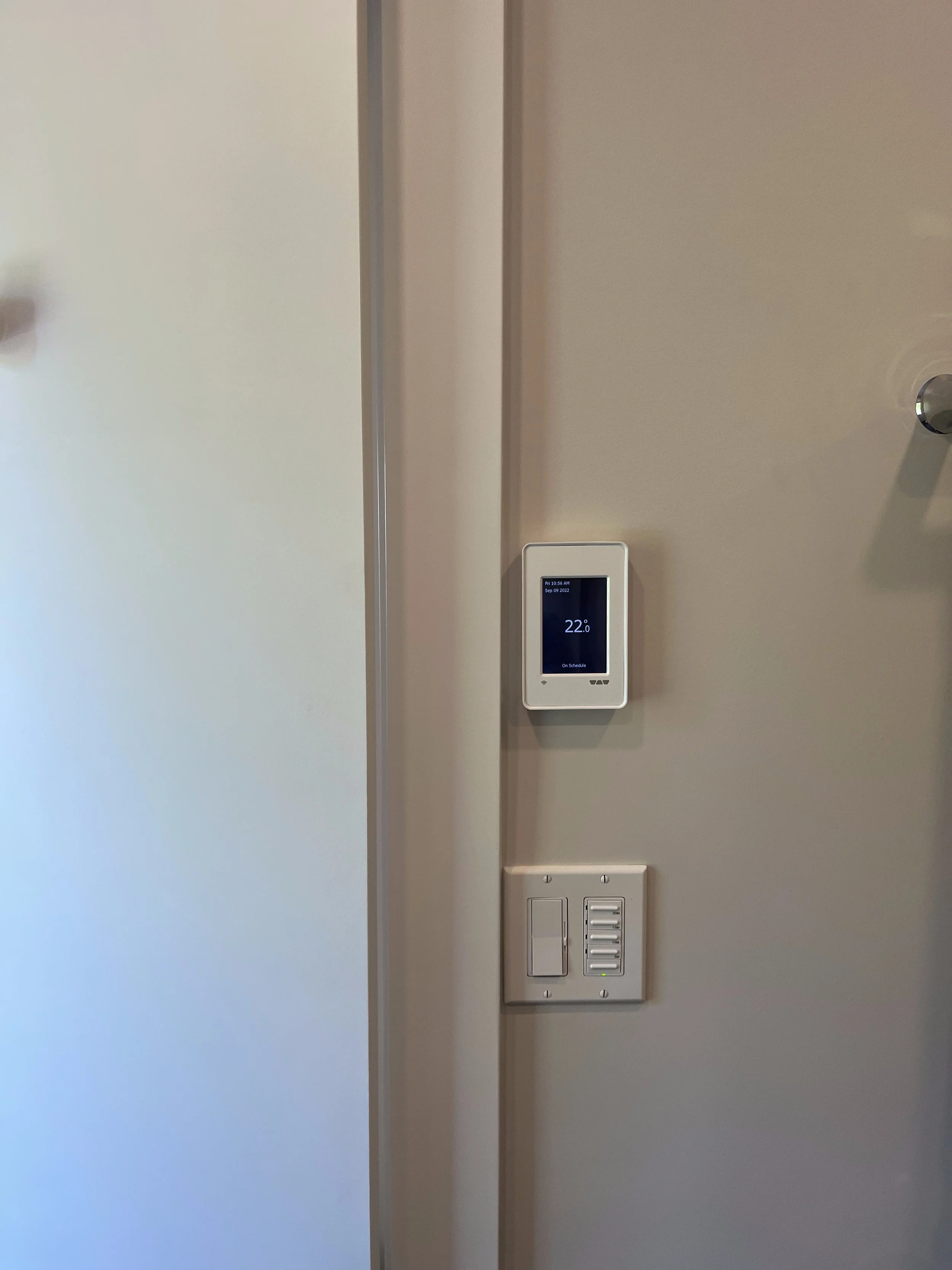 lynn-valley-townhouse-ensuite-conversion - After - 10.jpg