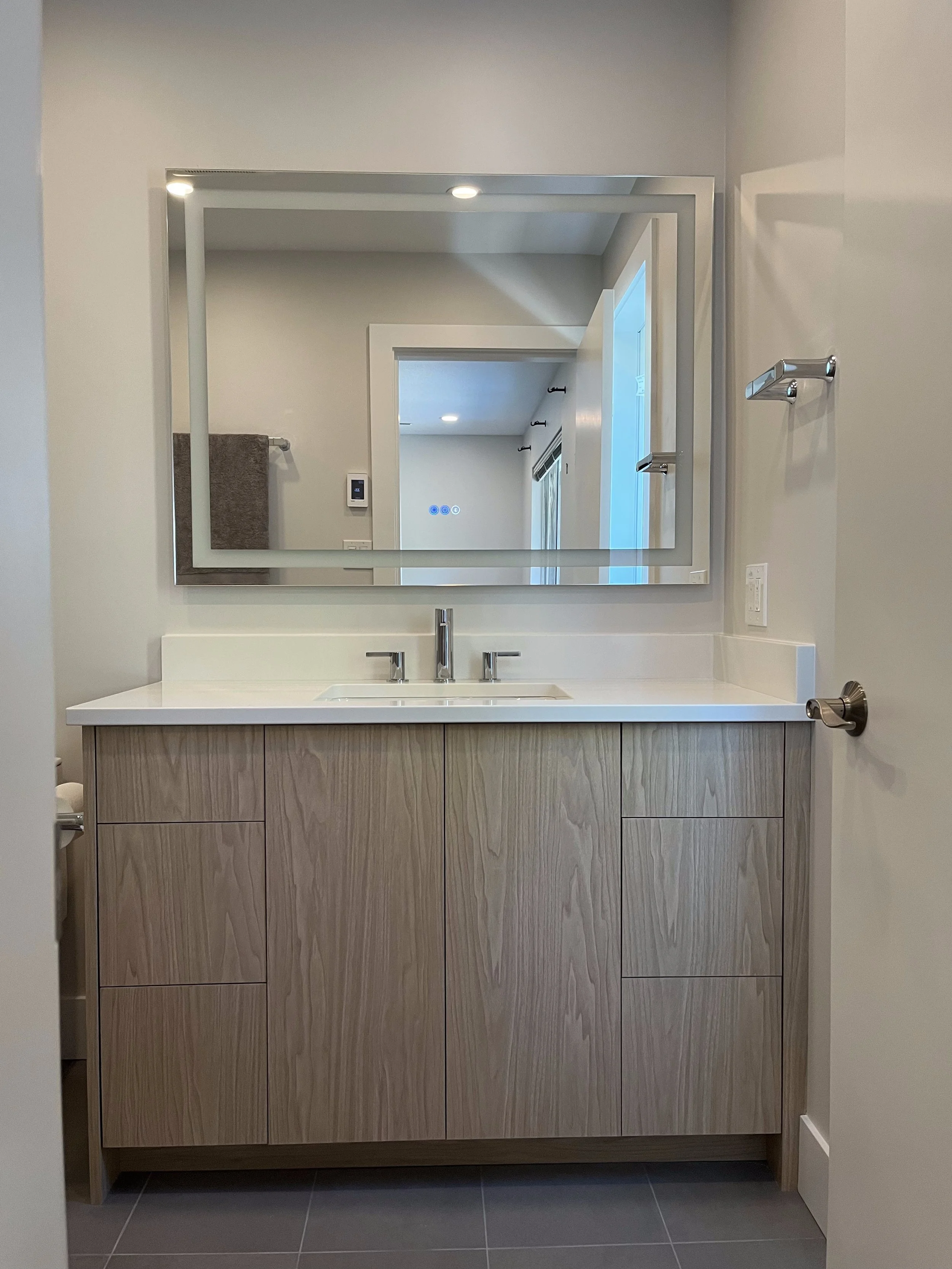 lynn-valley-townhouse-ensuite-conversion - After - 15.jpg