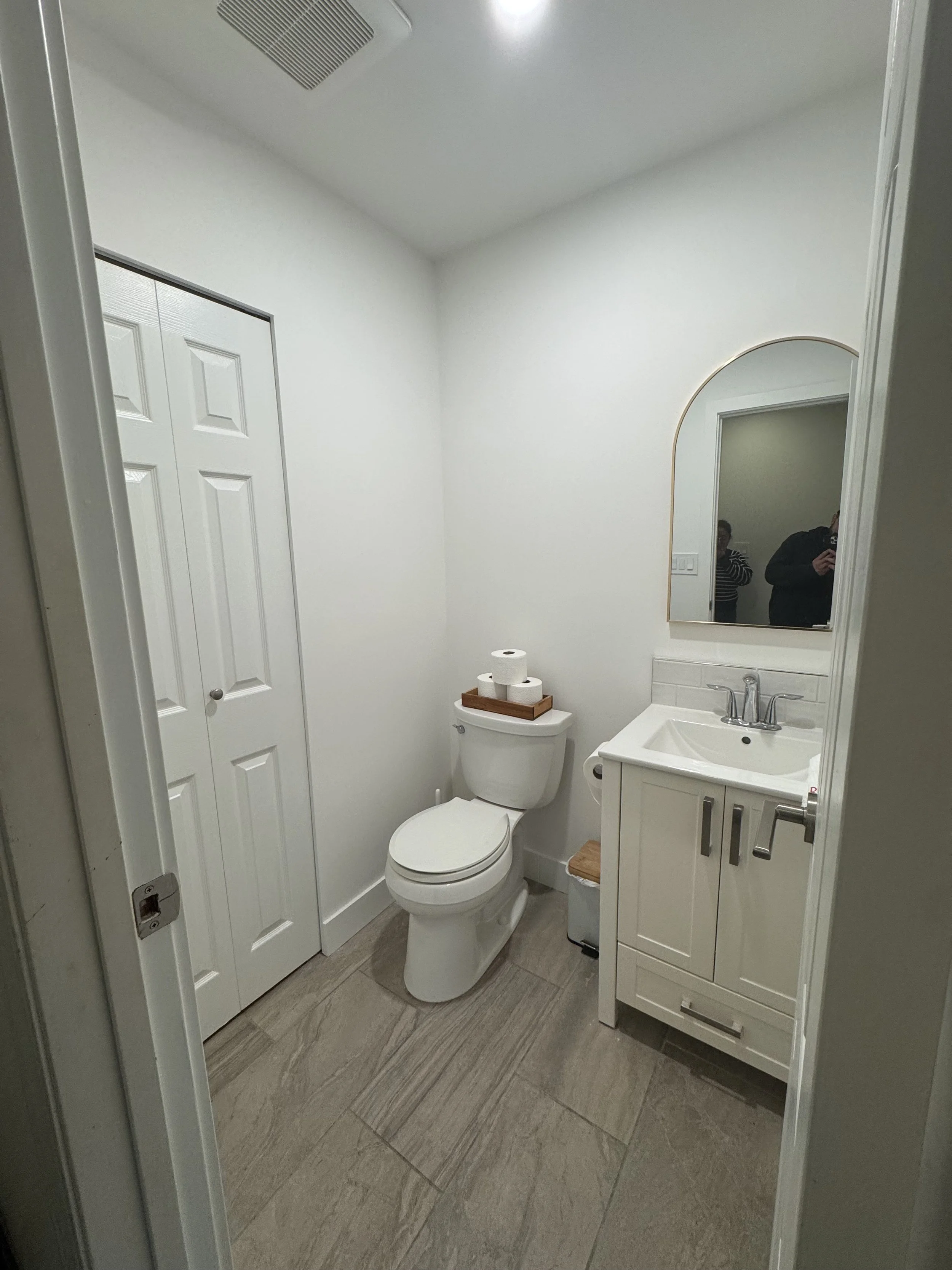 lynn-valley-townhouse-ensuite-conversion - After - 32.jpg