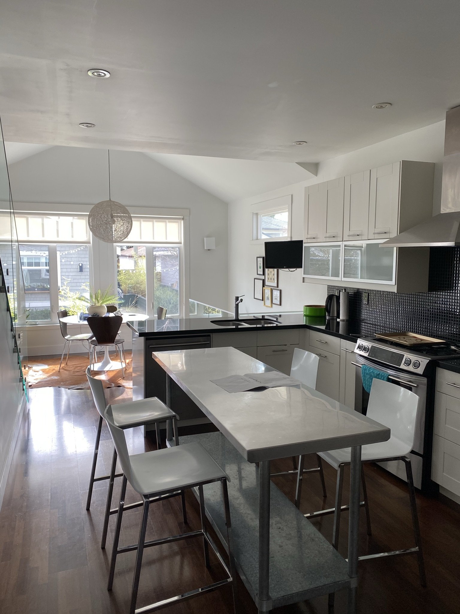 east-vancouver-home-renovation - Before - 07.jpg