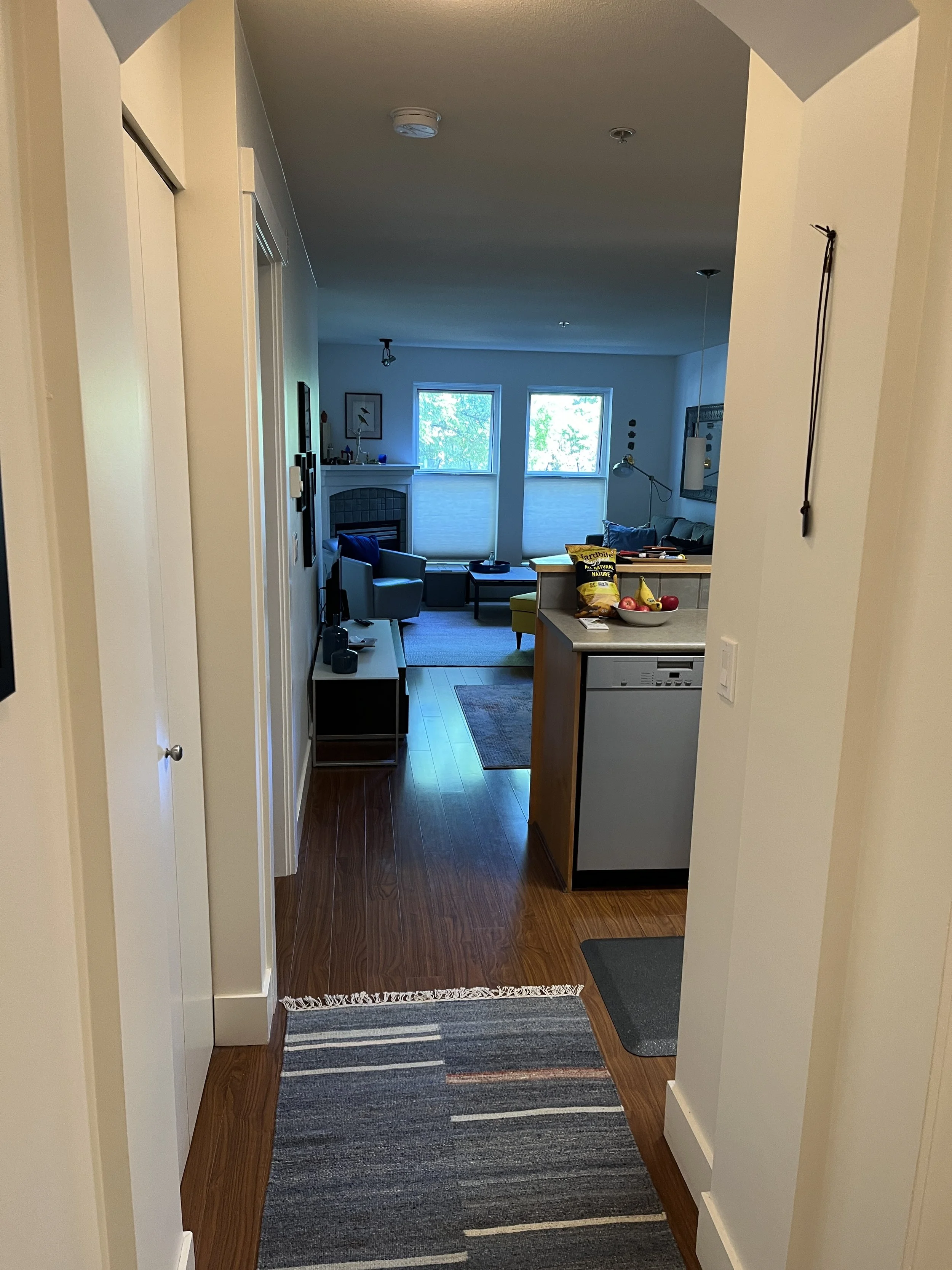 vancouver-kitchen-bathroom-renovation - Before - 02.jpg