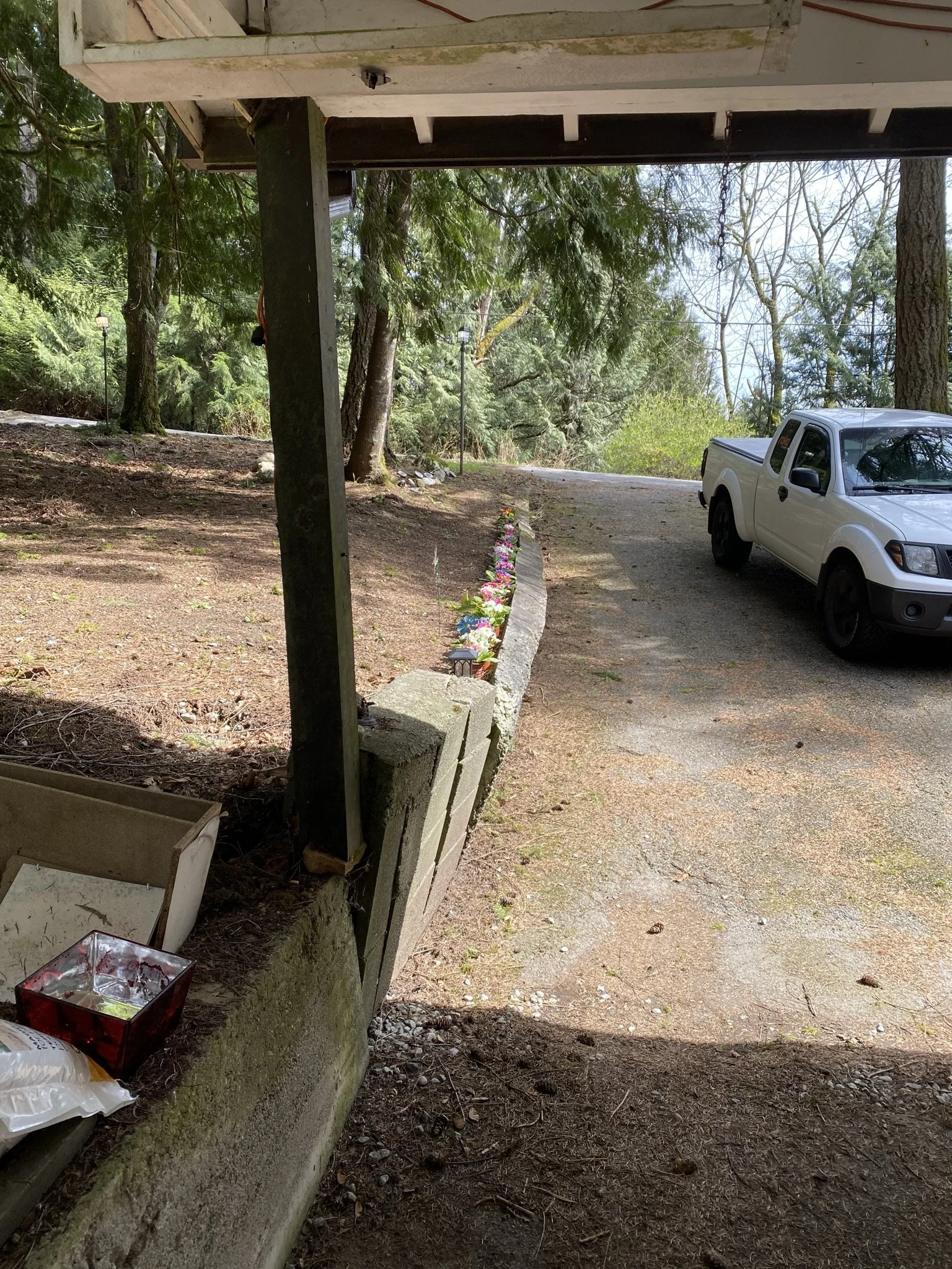 pitt-meadows-retaining-wall-repair - Before - 08.jpg