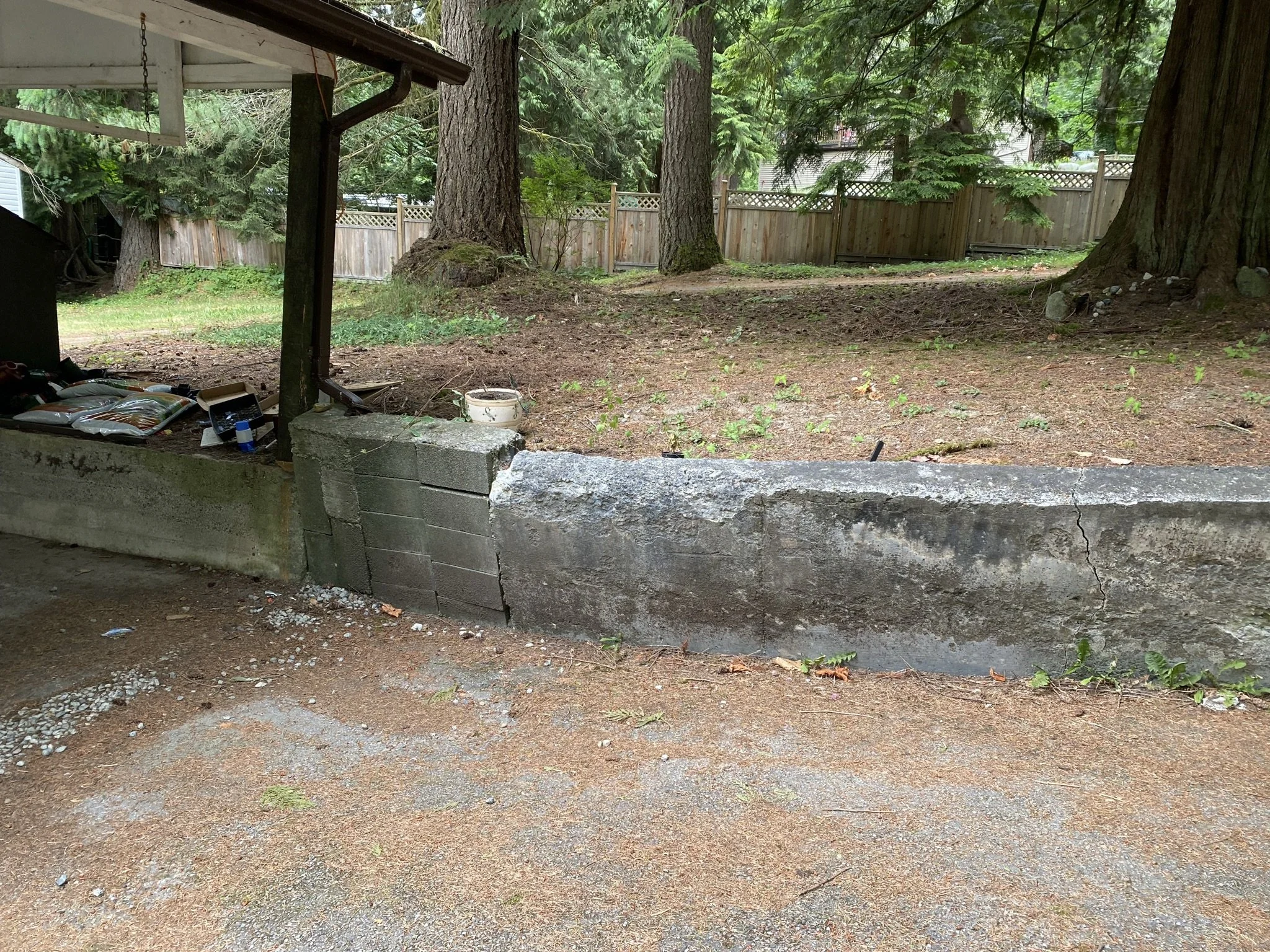 pitt-meadows-retaining-wall-repair - Before - 20.jpg