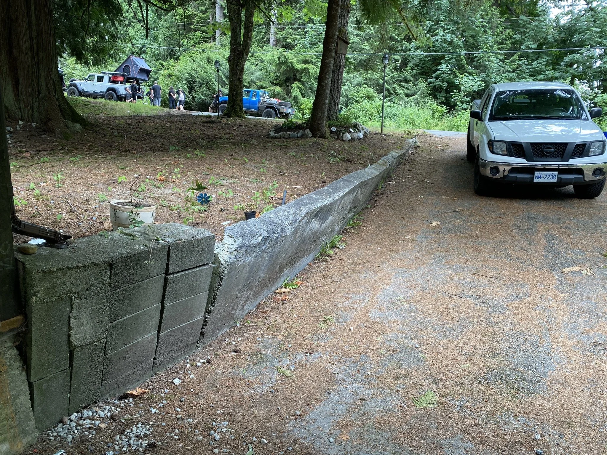 pitt-meadows-retaining-wall-repair - Before - 24.jpg