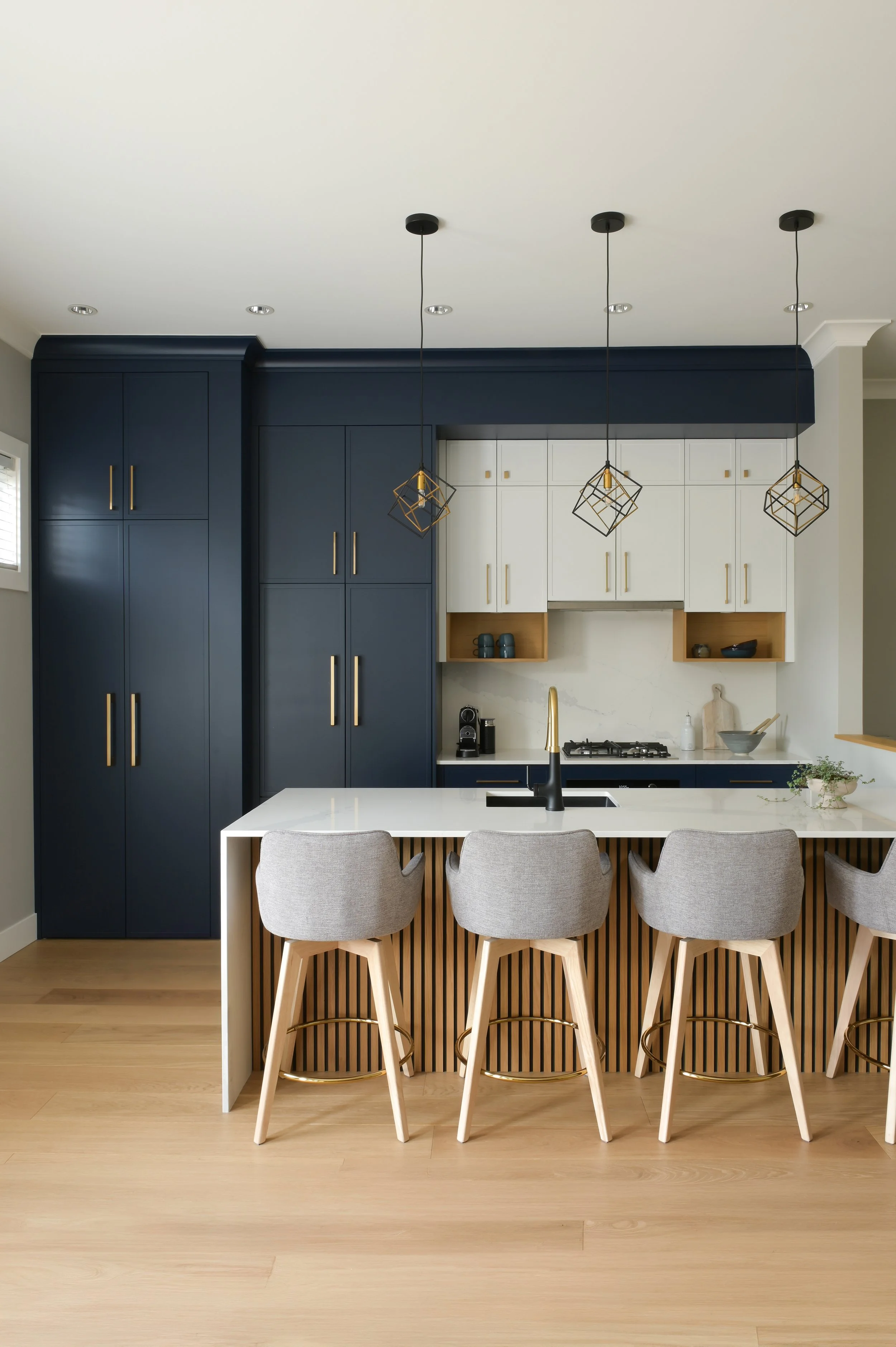 east-vancouver-kitchen-bathroom-renovation - After - 04.jpg