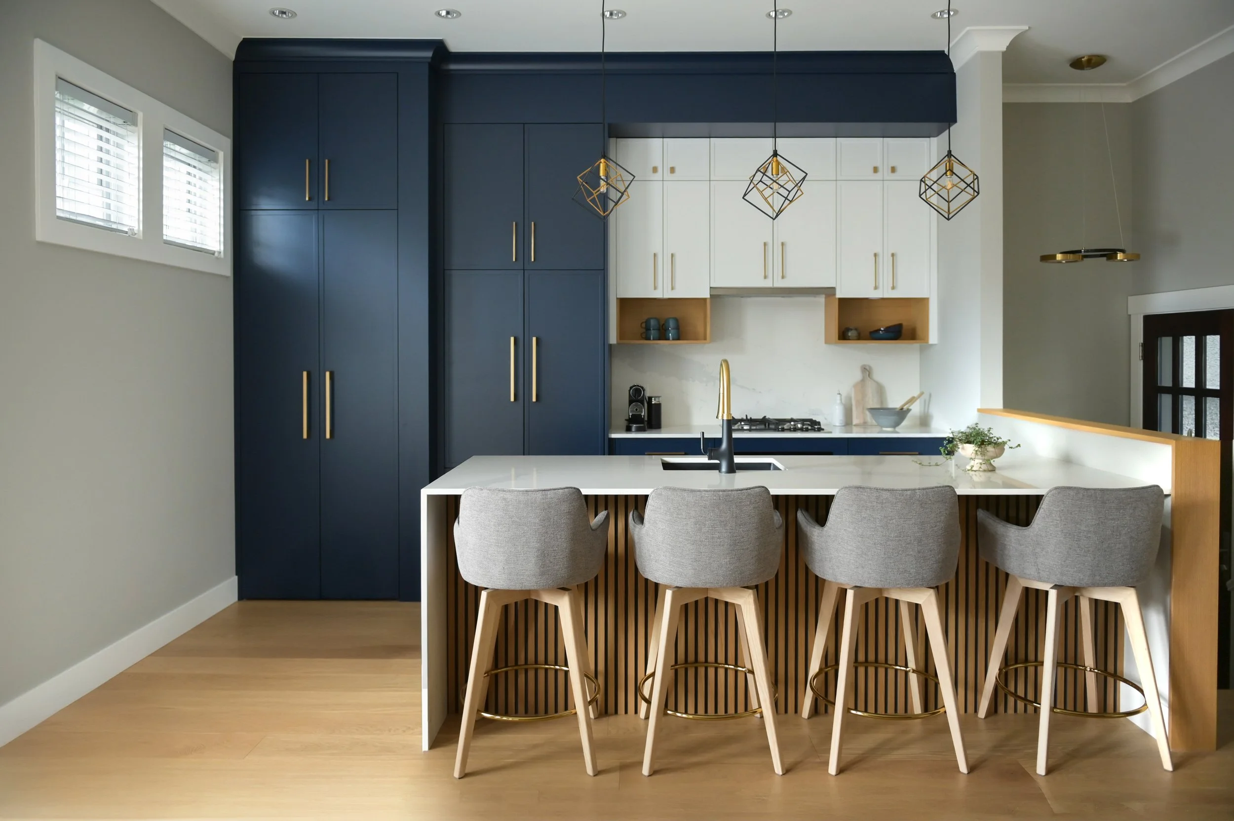 east-vancouver-kitchen-bathroom-renovation - After - 05.jpg