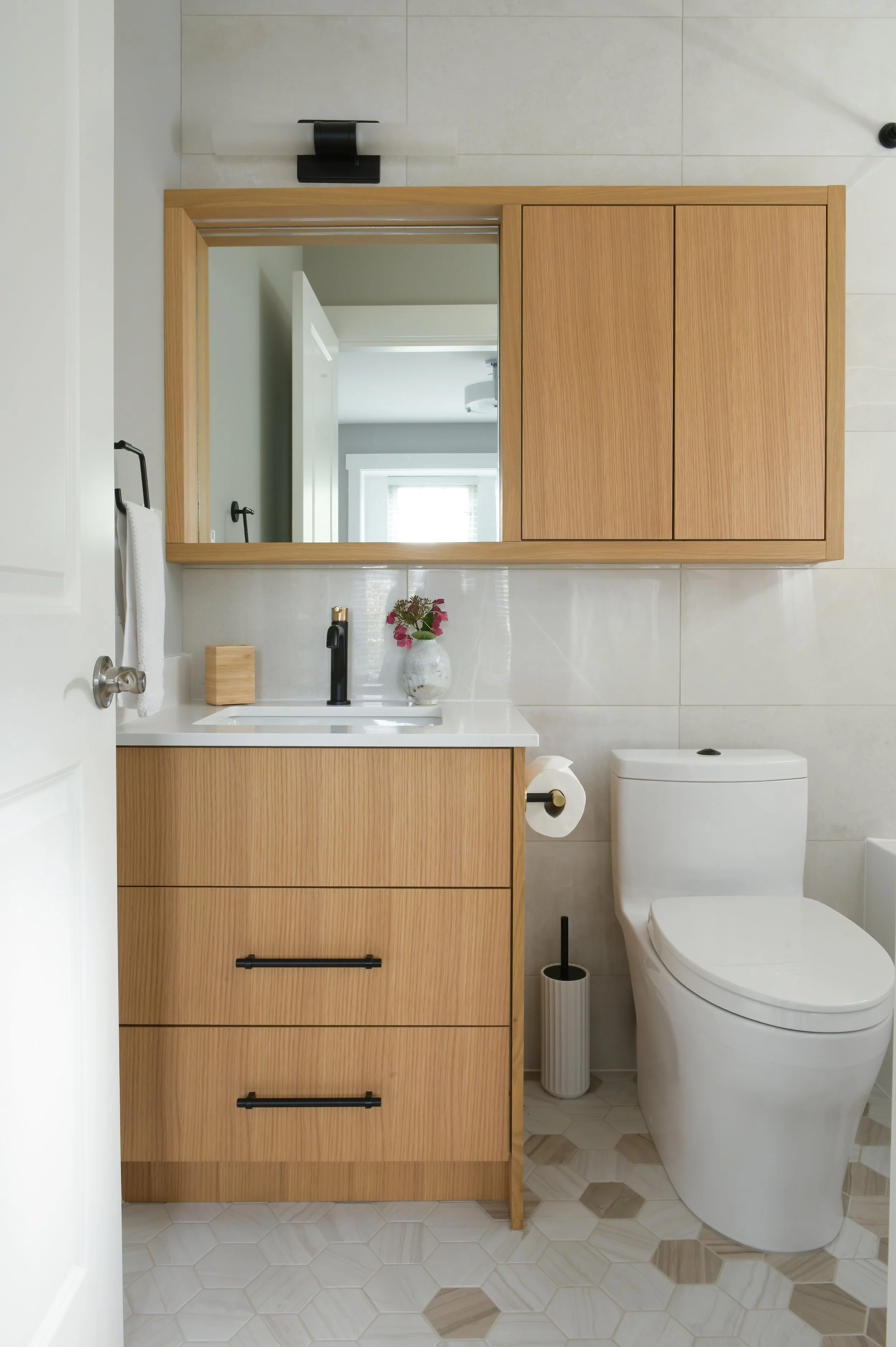 east-vancouver-kitchen-bathroom-renovation - After - 28.jpg