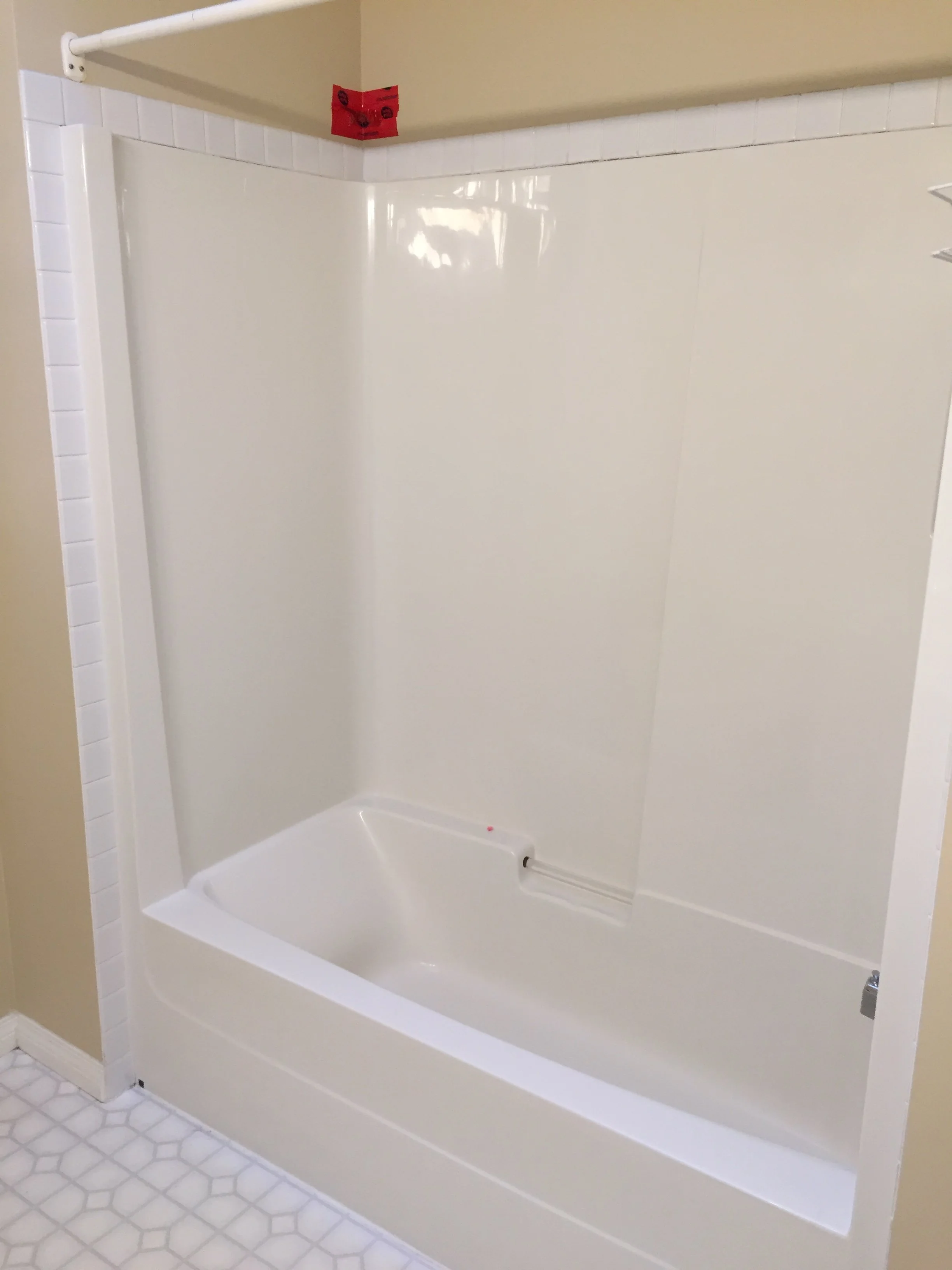 cloverdale-kids-bathroom-renovation - Before - 03.jpg