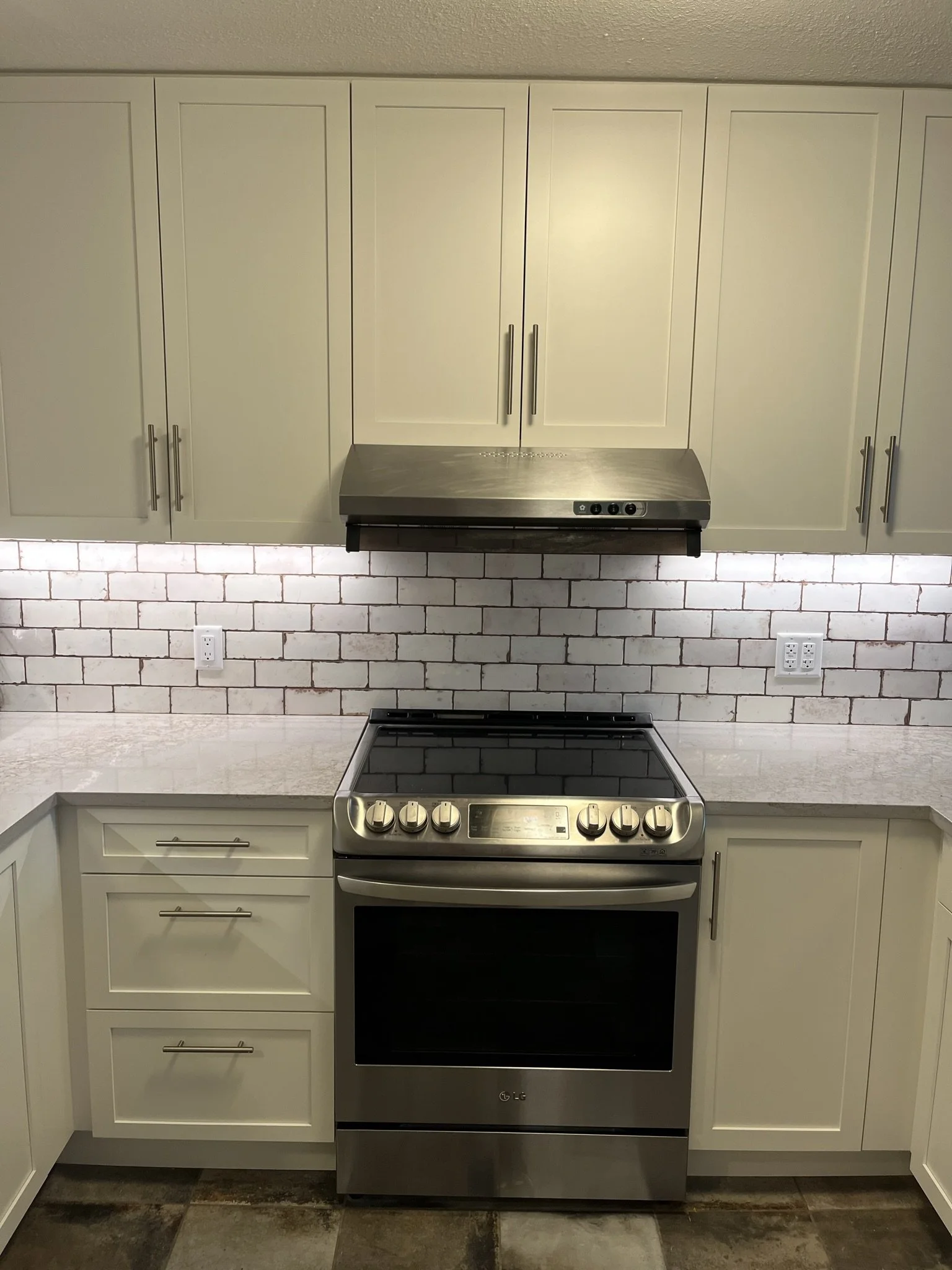 east-vancouver-condo-kitchen-renovation - After - 03.jpg