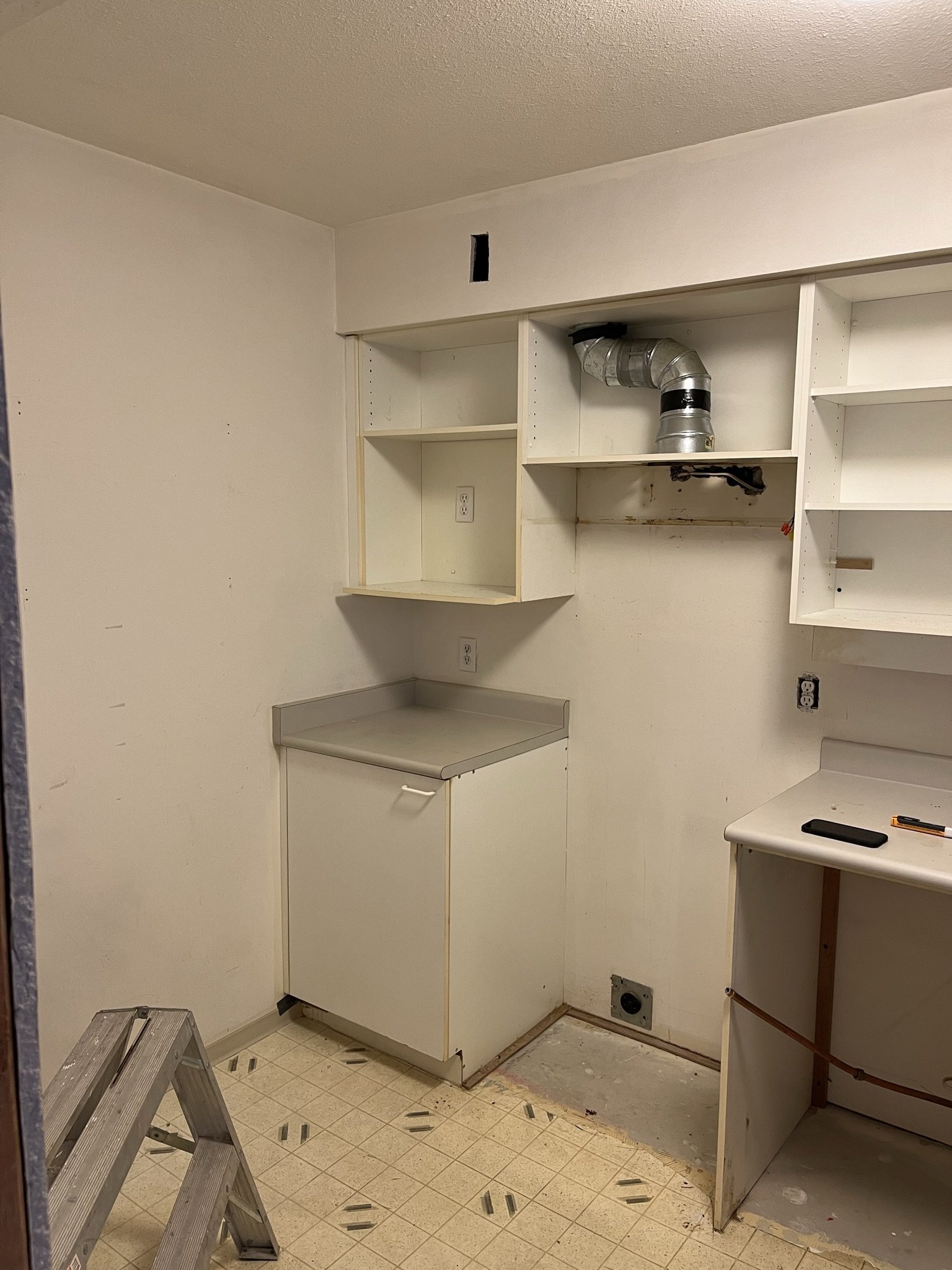 east-vancouver-condo-kitchen-renovation - Before - 01.jpg