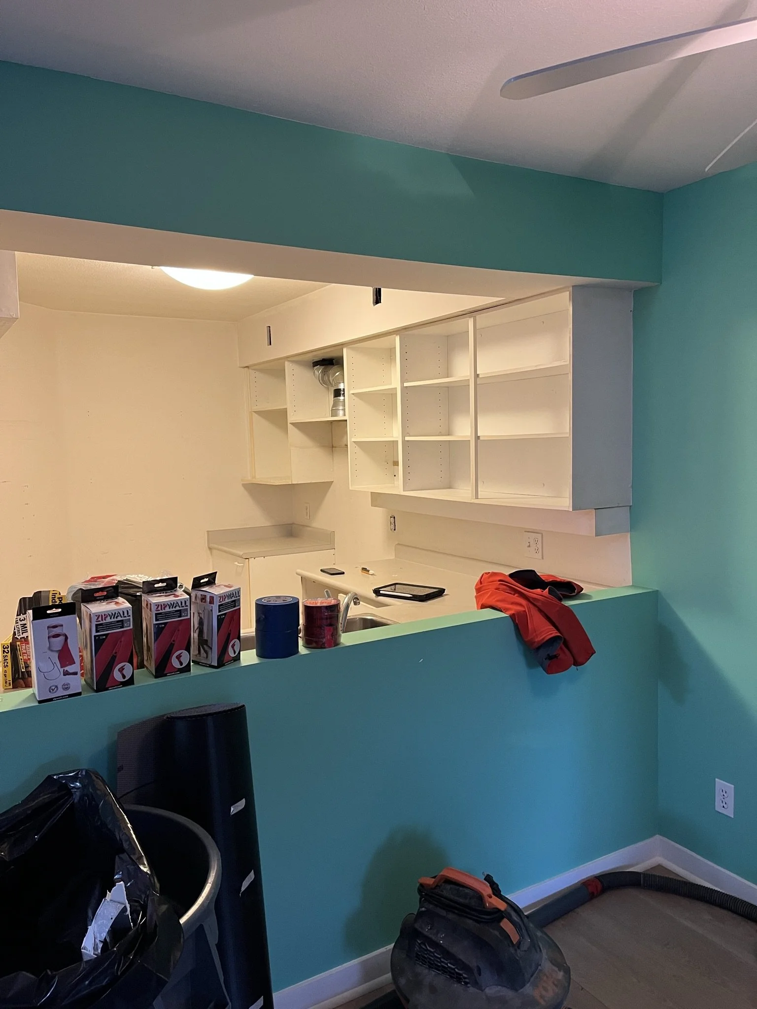 east-vancouver-condo-kitchen-renovation - Before - 04.jpg