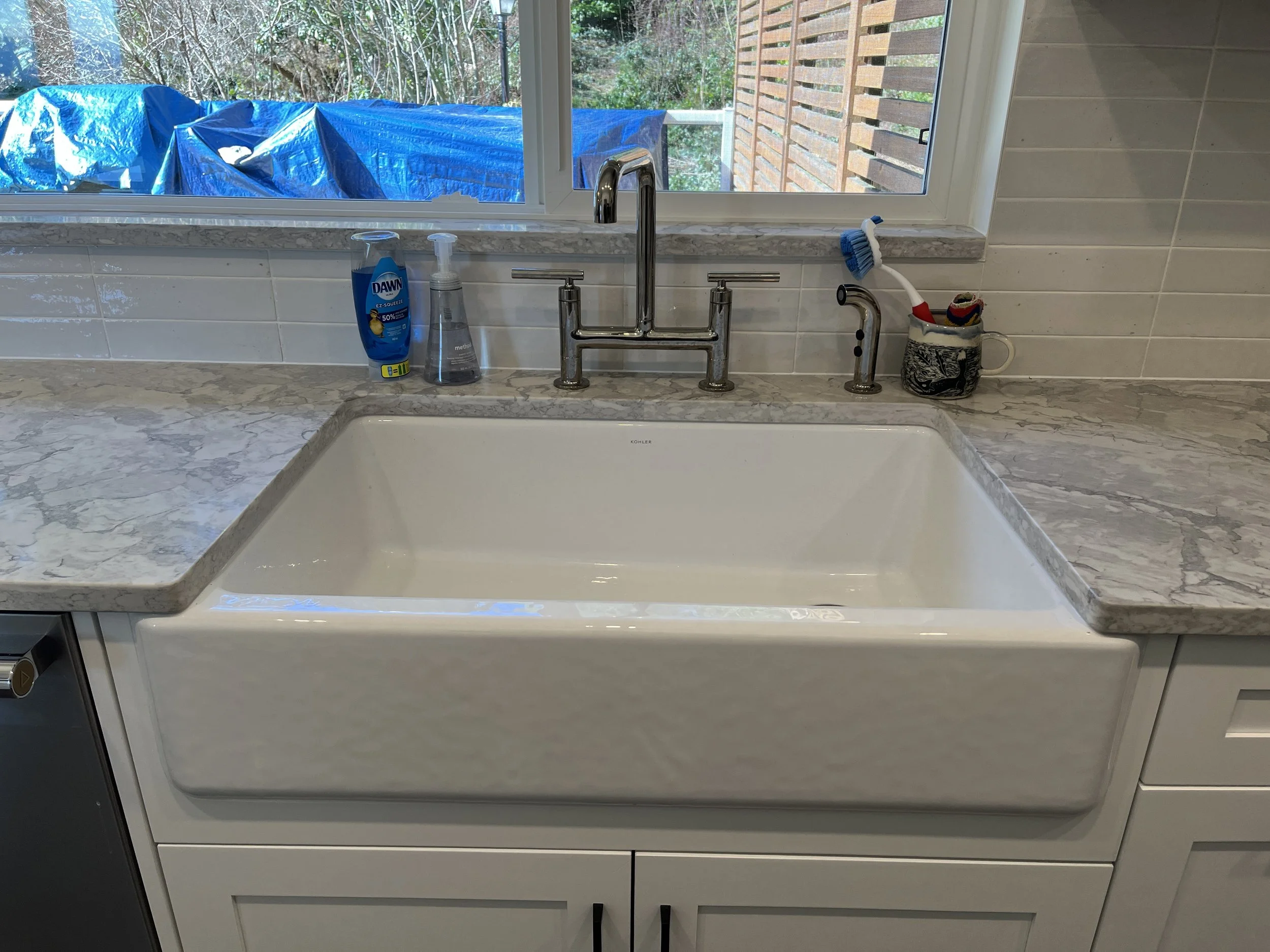 north-vancouver-galley-kitchen-bathroom-renovation - After - 02.jpg