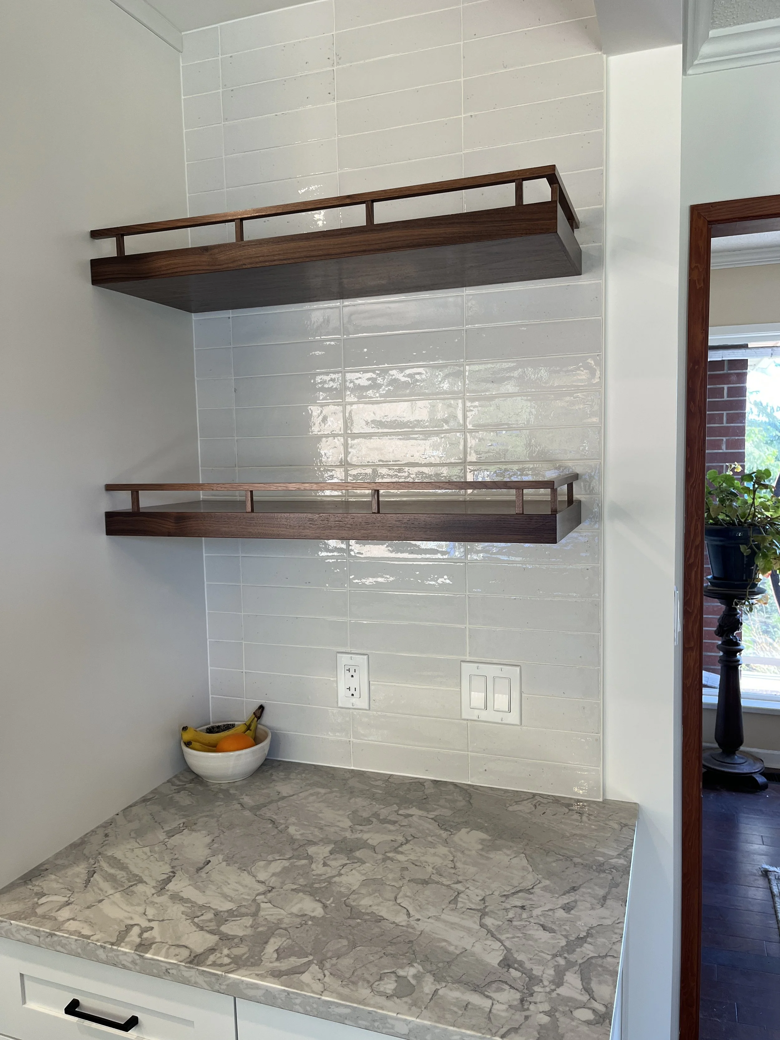 north-vancouver-galley-kitchen-bathroom-renovation - After - 06.jpg