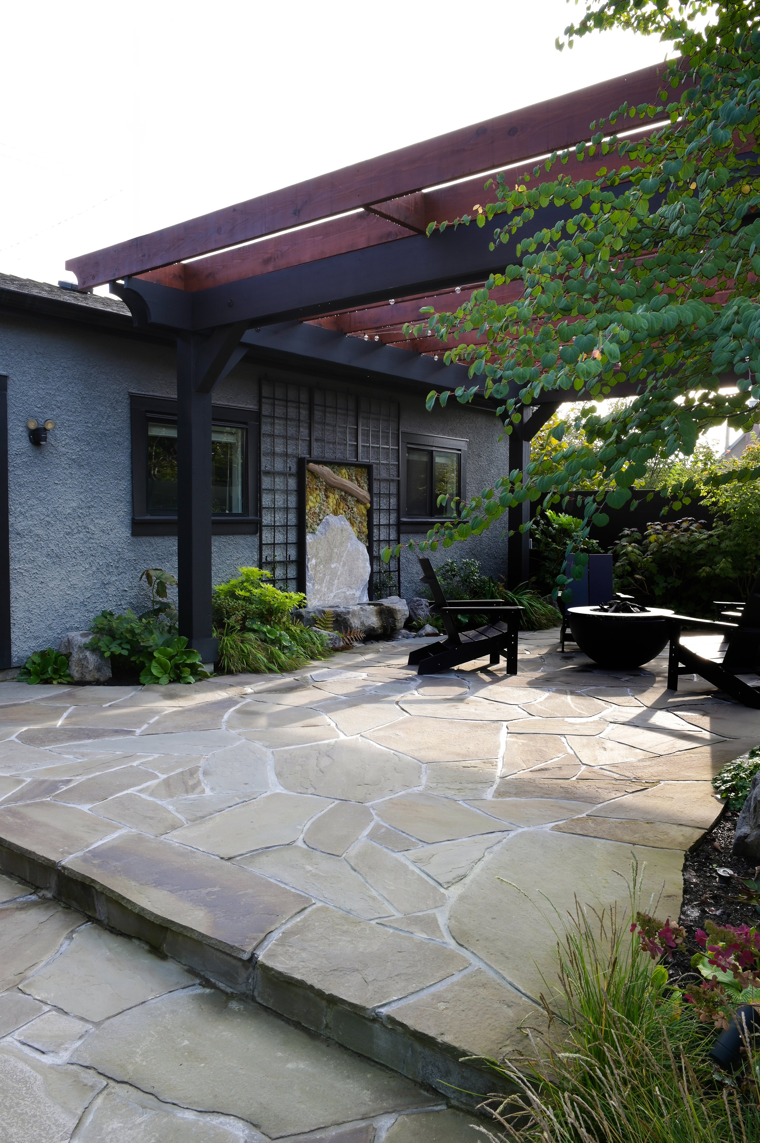 new-westminster-retaining-wall-exterior-renovation - After - 06.jpg