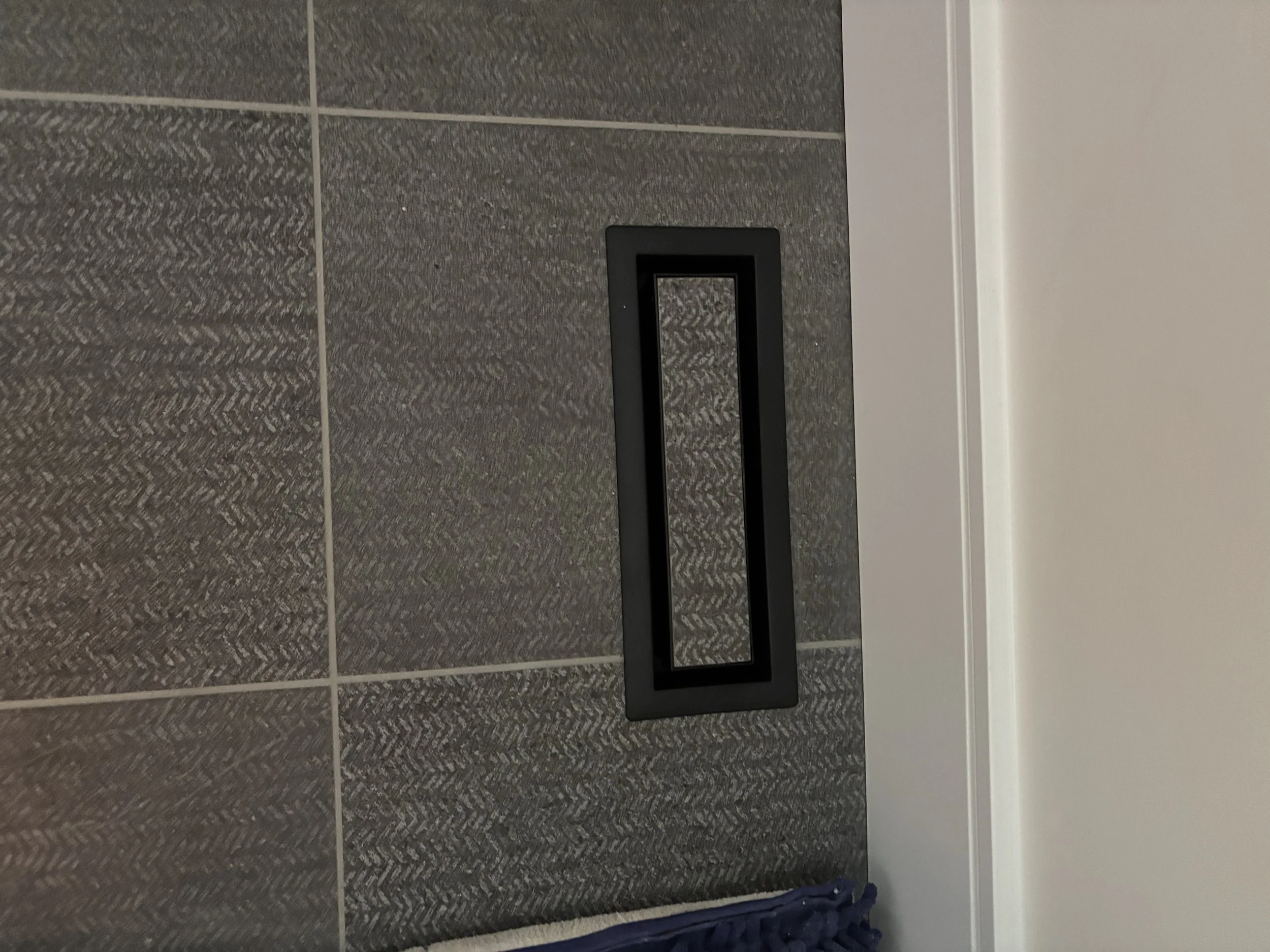 lynn-valley-split-level-interior-renovation - After - 06.jpg