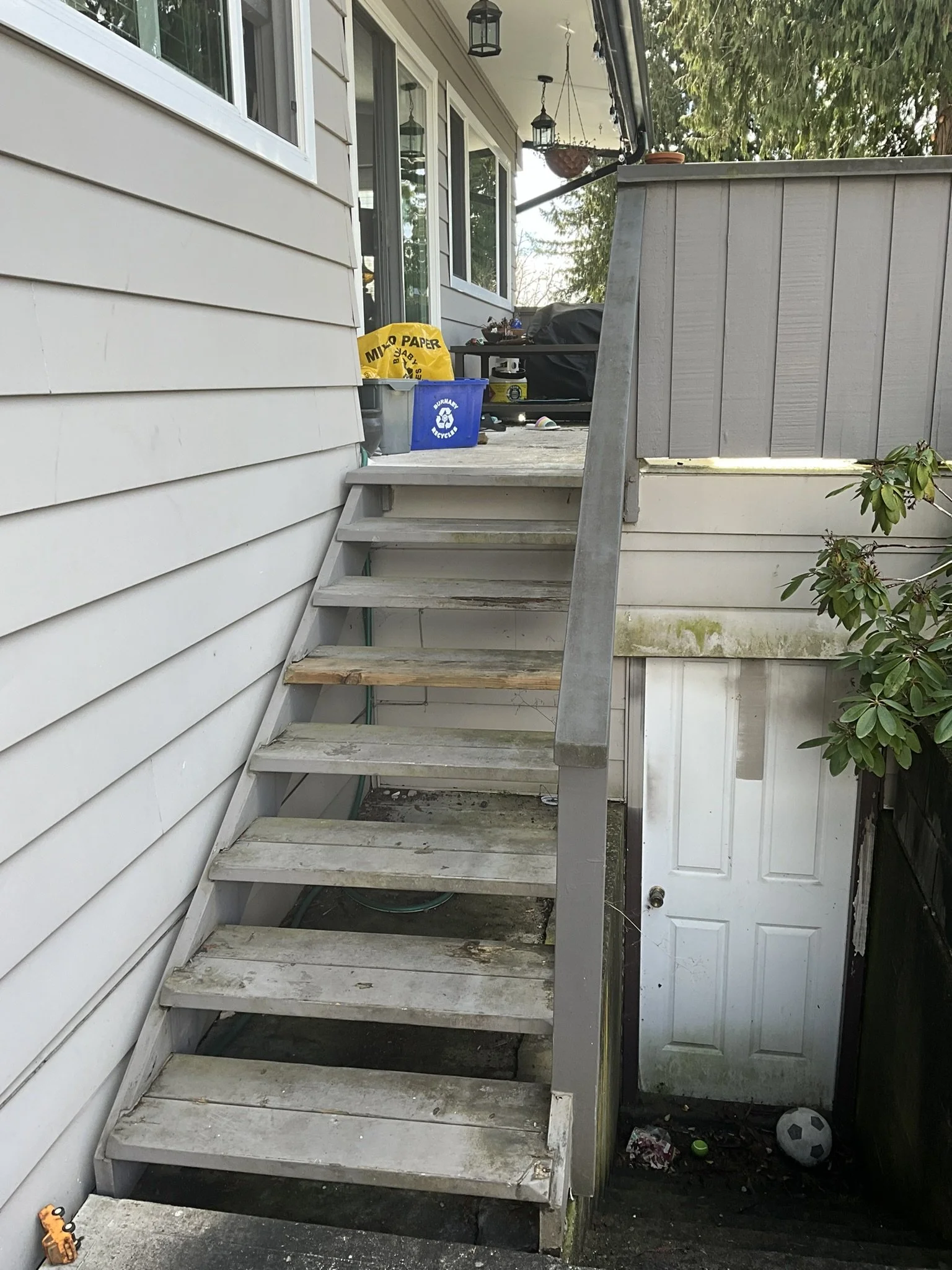 burnaby-garage-roof-deck-replacement - Before - 01.jpg