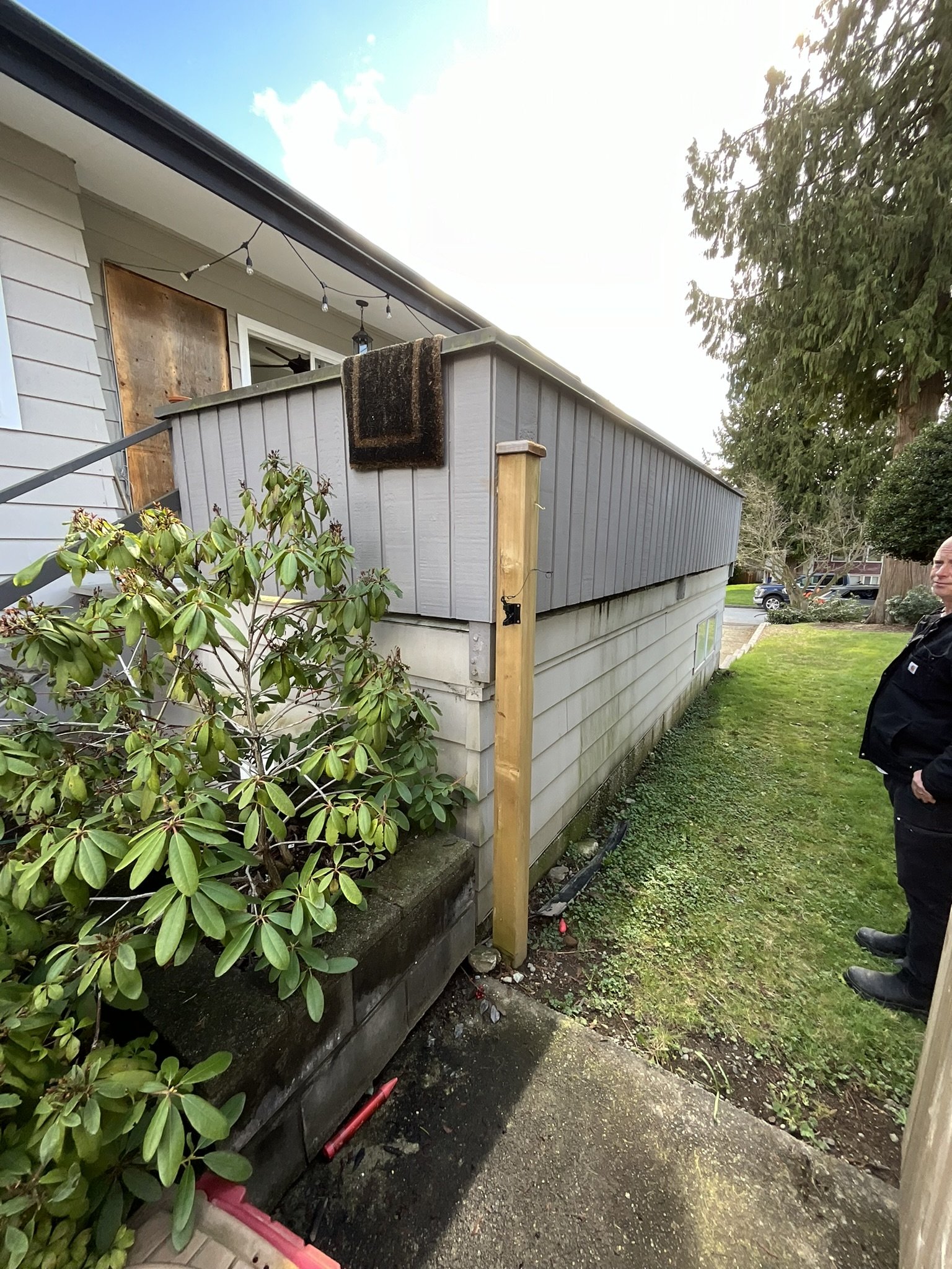 burnaby-garage-roof-deck-replacement - Before - 02.jpg