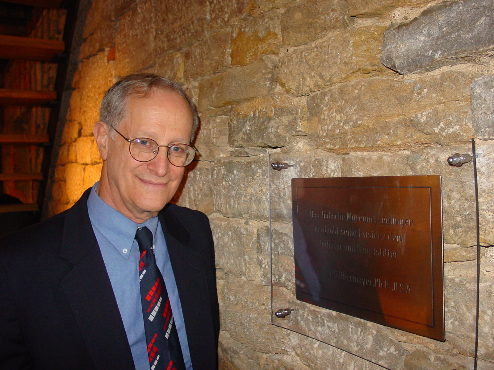  The Creglingen Jewish Museum opened in 2004 on the site where  Arthur Obermayer’s ancestors had lived. 