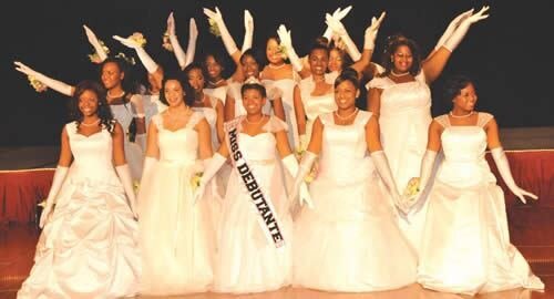 Milwaukee-EKQ-Chapter-Alpha-Kappa-Alpha-Sorority-40th-Debutante-Cotillion-Ball-Crowned-Miss-Debutante-Olivia-Williamson.jpg