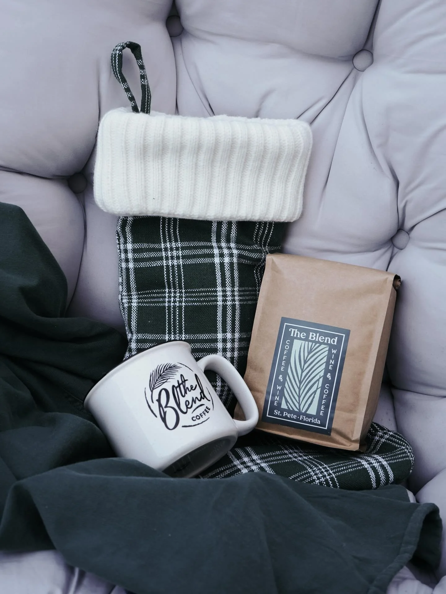 If you&rsquo;re filling stockings this year&hellip; we&rsquo;ve got you covered!!
Coffee beans, new merch, mugs, gift cards + more for everyone on your list🎄🤍