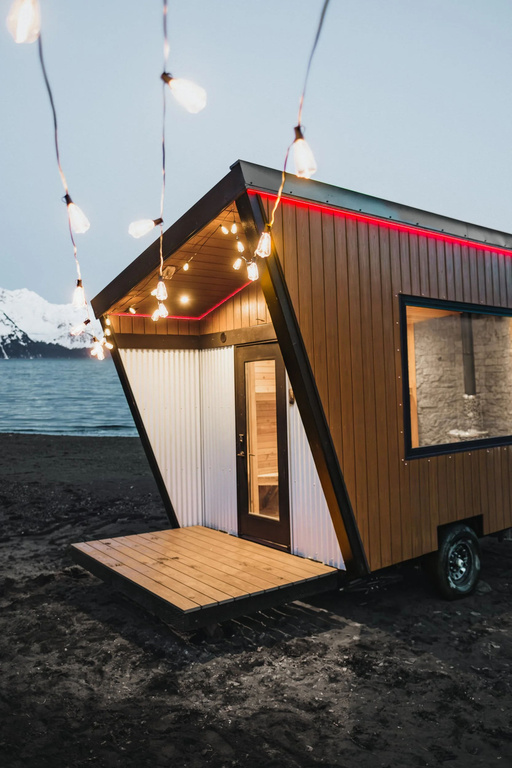 Seward Saunas Aialik Sauna Mobile Sauna Rental in Alaska 13.jpg