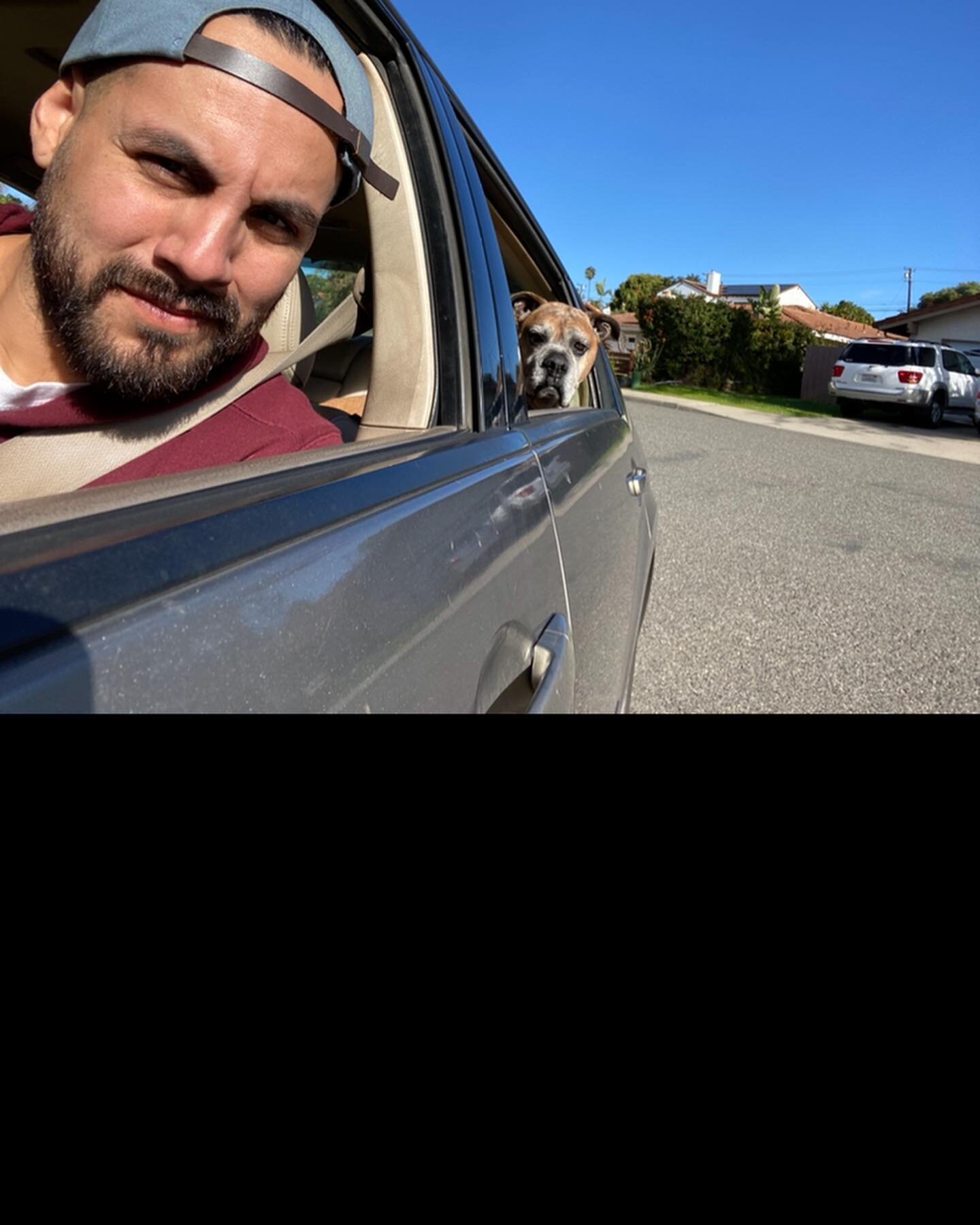 another year down for my road dog !#cali #mansbestfriend #birthdaydog 
77 years old 🤙🏼🦮