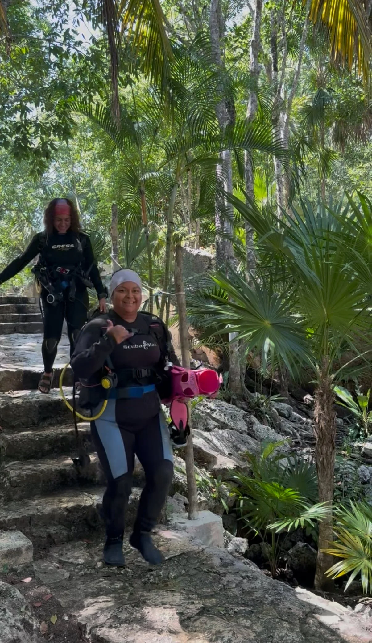 SCUBA - Cenote - Kim 2.jpeg