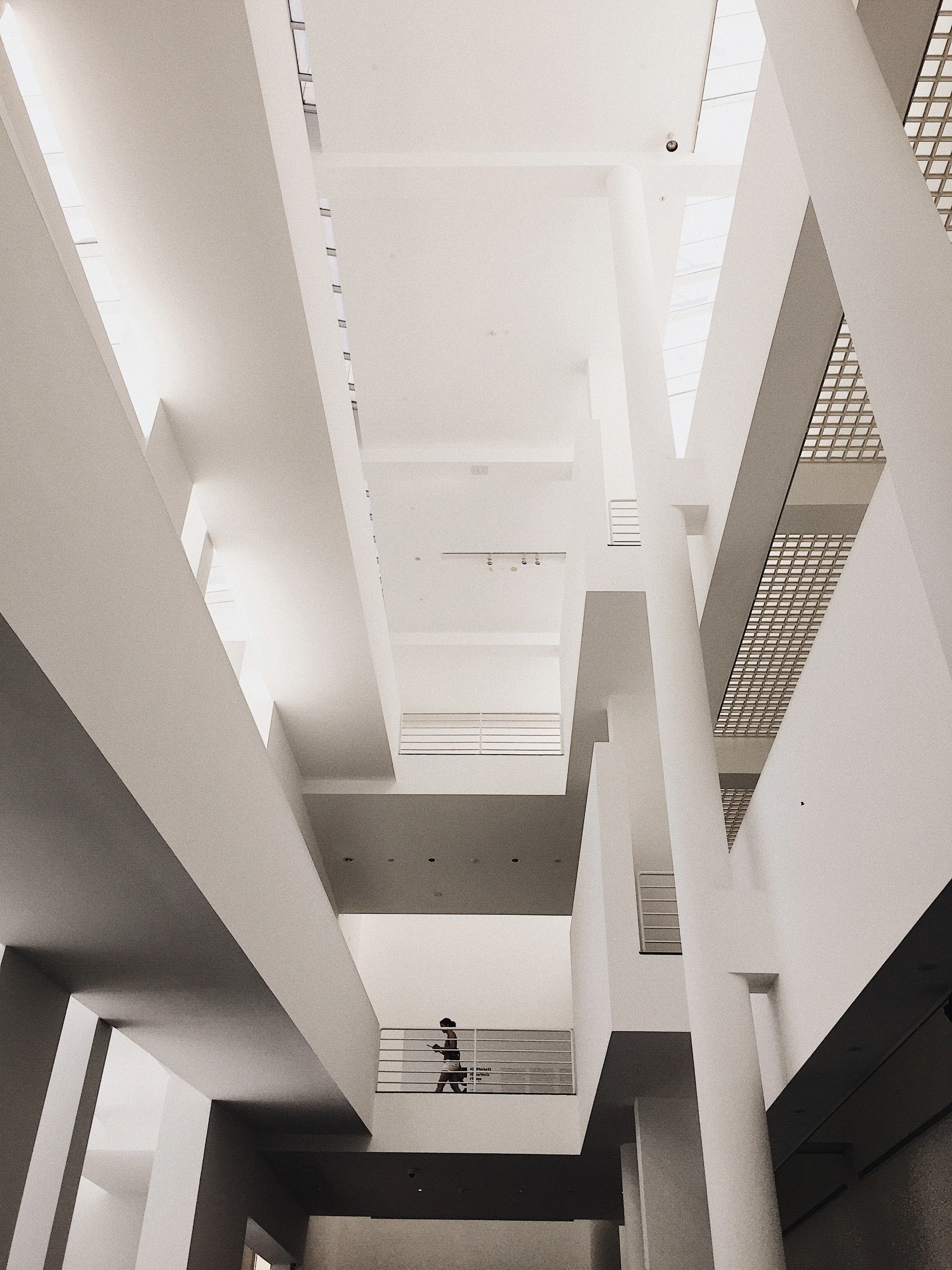 low-angle-view-of-building-1841147.jpg