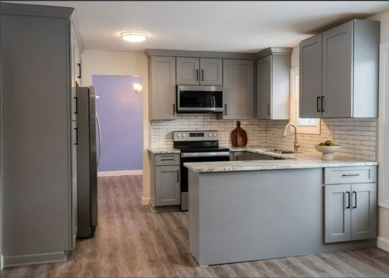BRUNS KITCHE.JPG