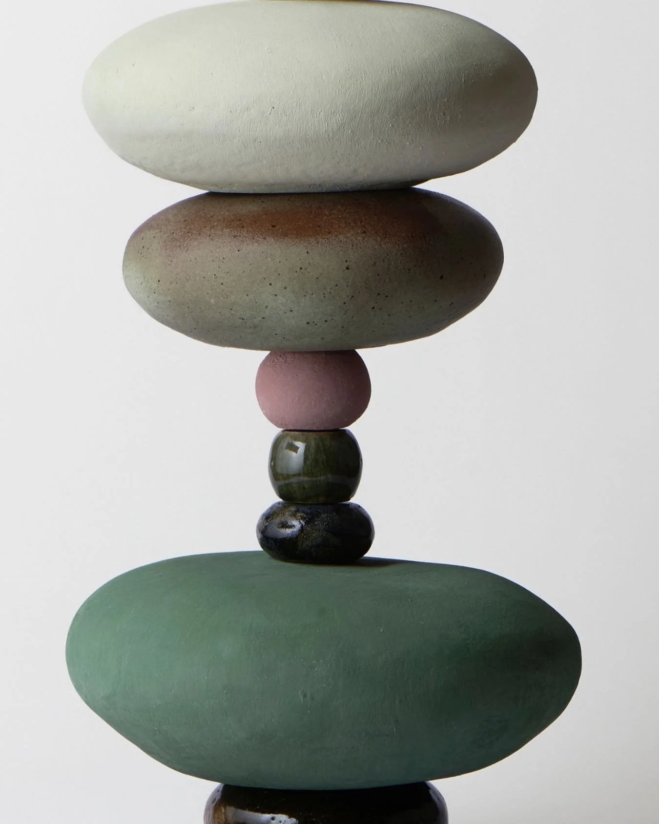 Juicy 💚

Vessel Stack (Verdant / Harit) 2025 (detail)
Ceramic, glaze, steel
825 x 360 x 360cm

📷 @fotokroh

Documentation of this work was made possible by the Australian Government Regional Arts Fund @regionalartsvic which supports the arts in reg