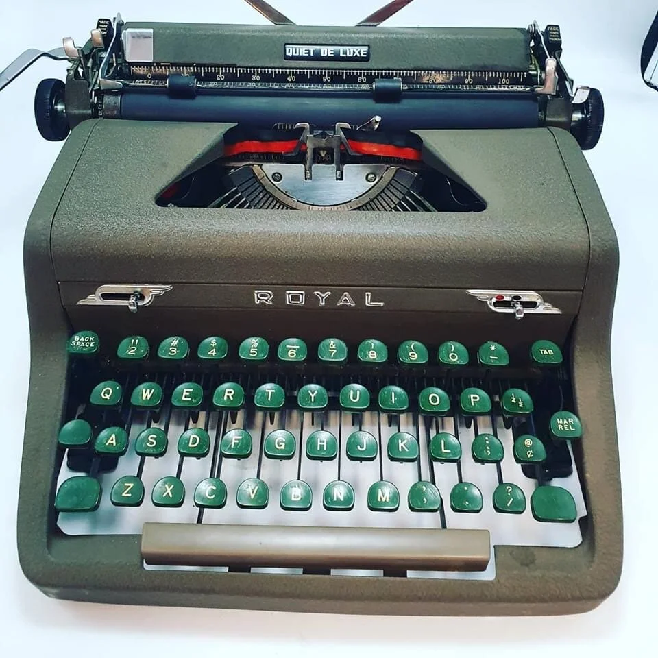 FDF5B843-C46C-4E02-A9DA-EF36DFEFE5D6