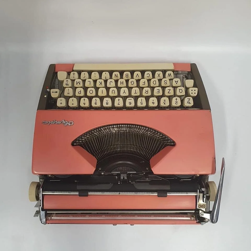 AC37A6EC-31BE-45F5-A172-2D934832520F