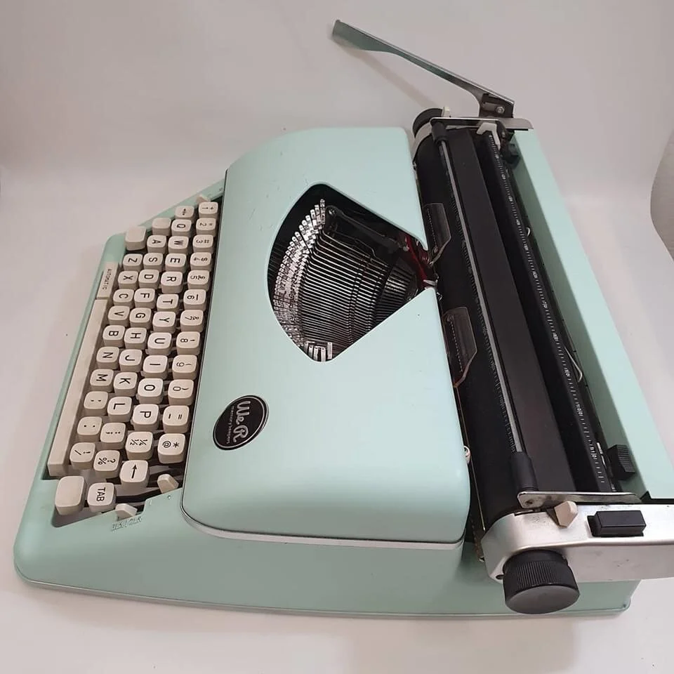 7907B0B9-E5F4-4BEE-AE1C-351D731EA845