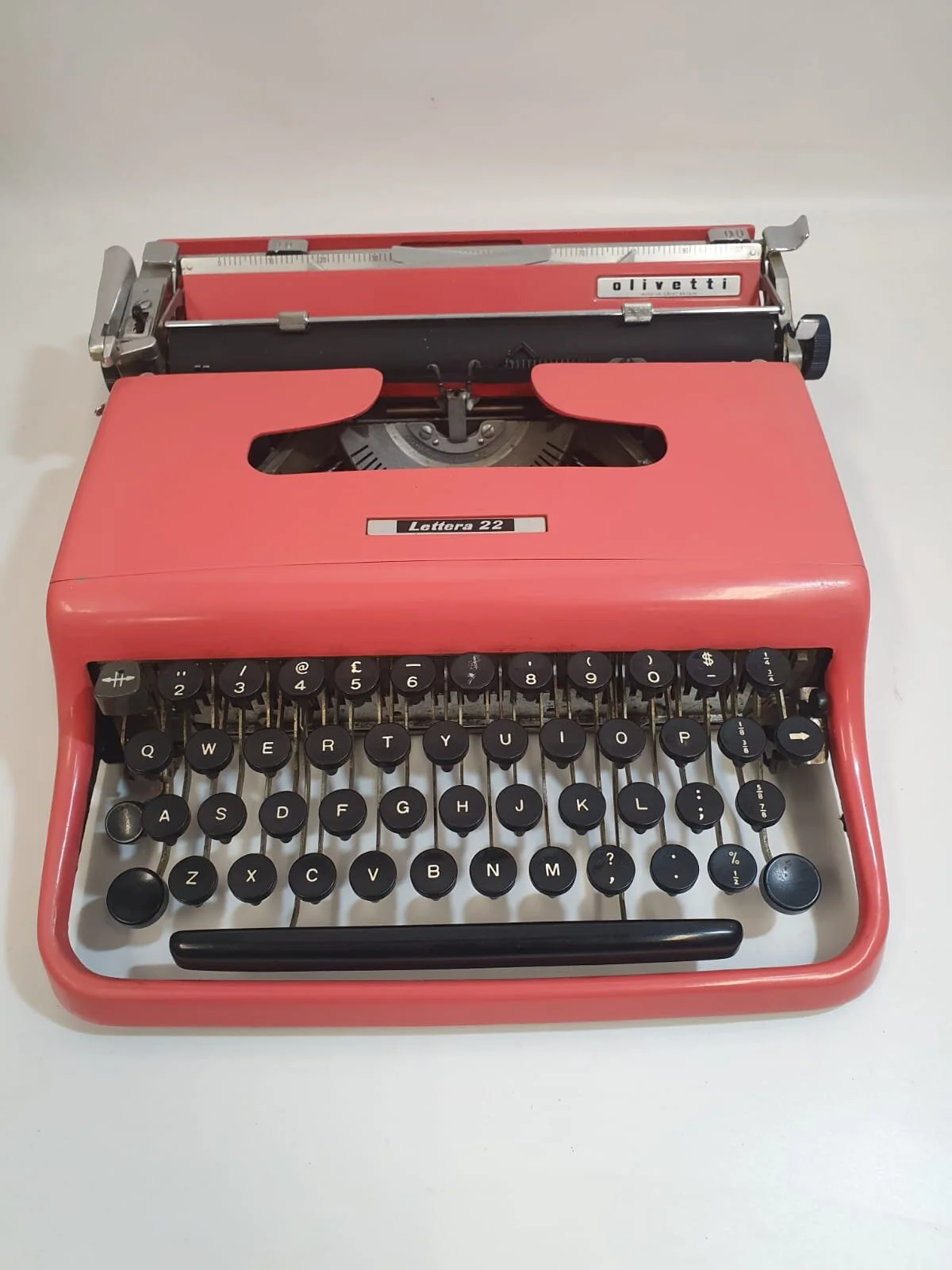 EAA8750C-57E5-4544-B4DC-176D91DF166F