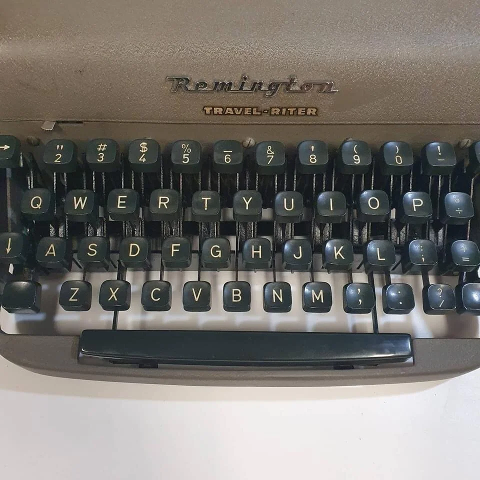 0F1E48E6-7C1F-48E9-9F38-FD1777944995