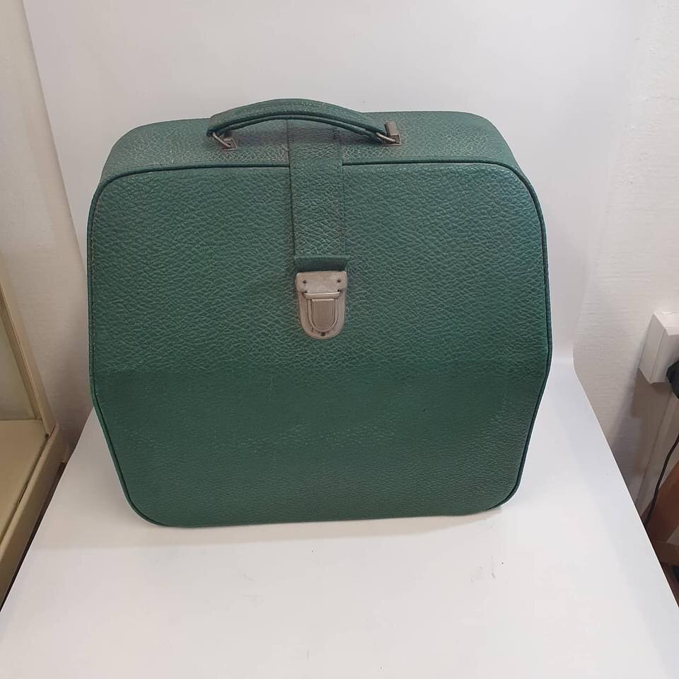 8FFE2A5A-04D5-47AE-94F3-4FF37B03AD7C