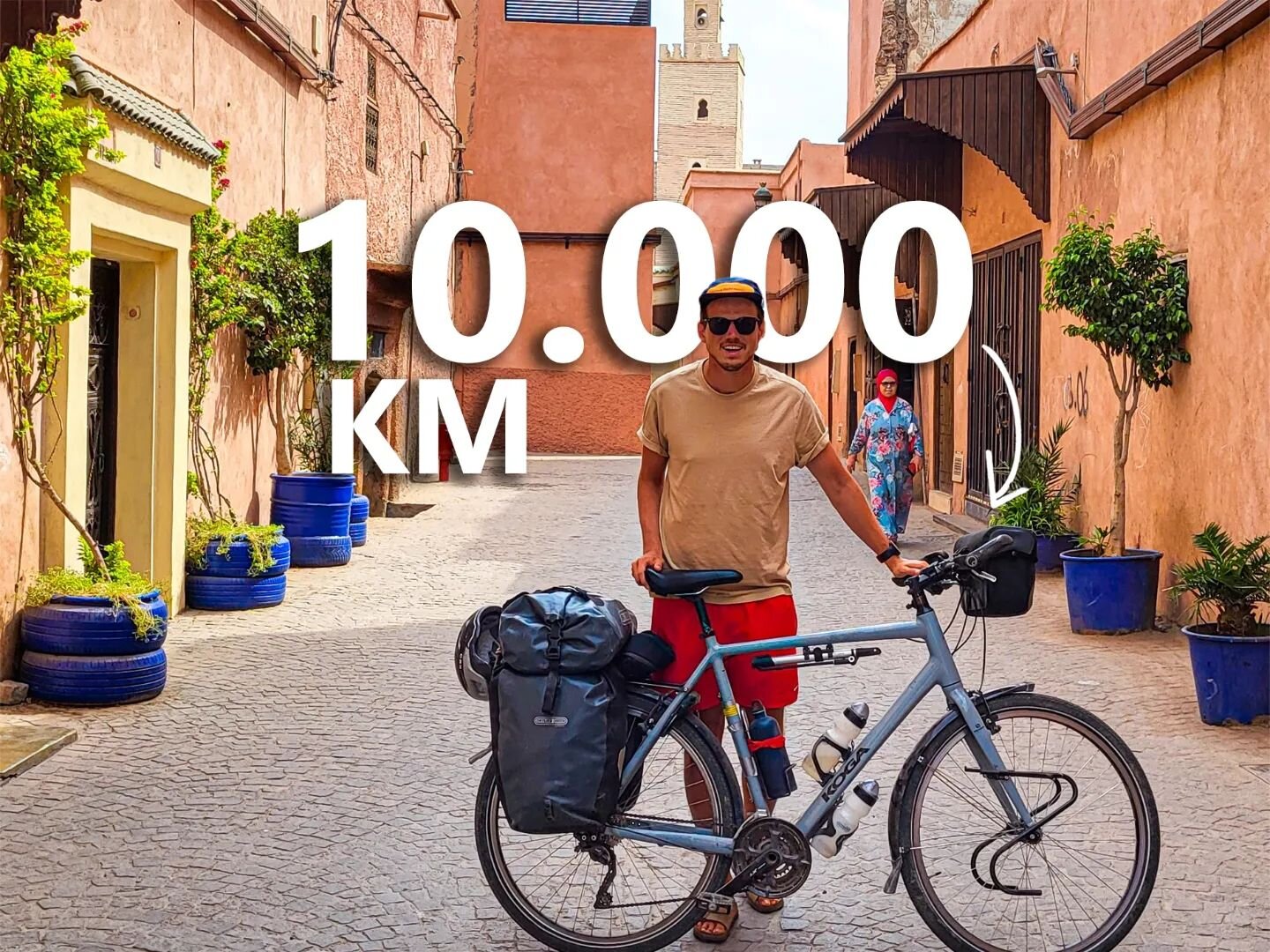10.000 km on this bicycle!

During our trip through Morocco I reached the mile stone of cycling 10.000 kilometers on this bike. I still remember buying it at the @devakantiefietser in Amsterdam, ready to take off on an epic adventure to China. I've  