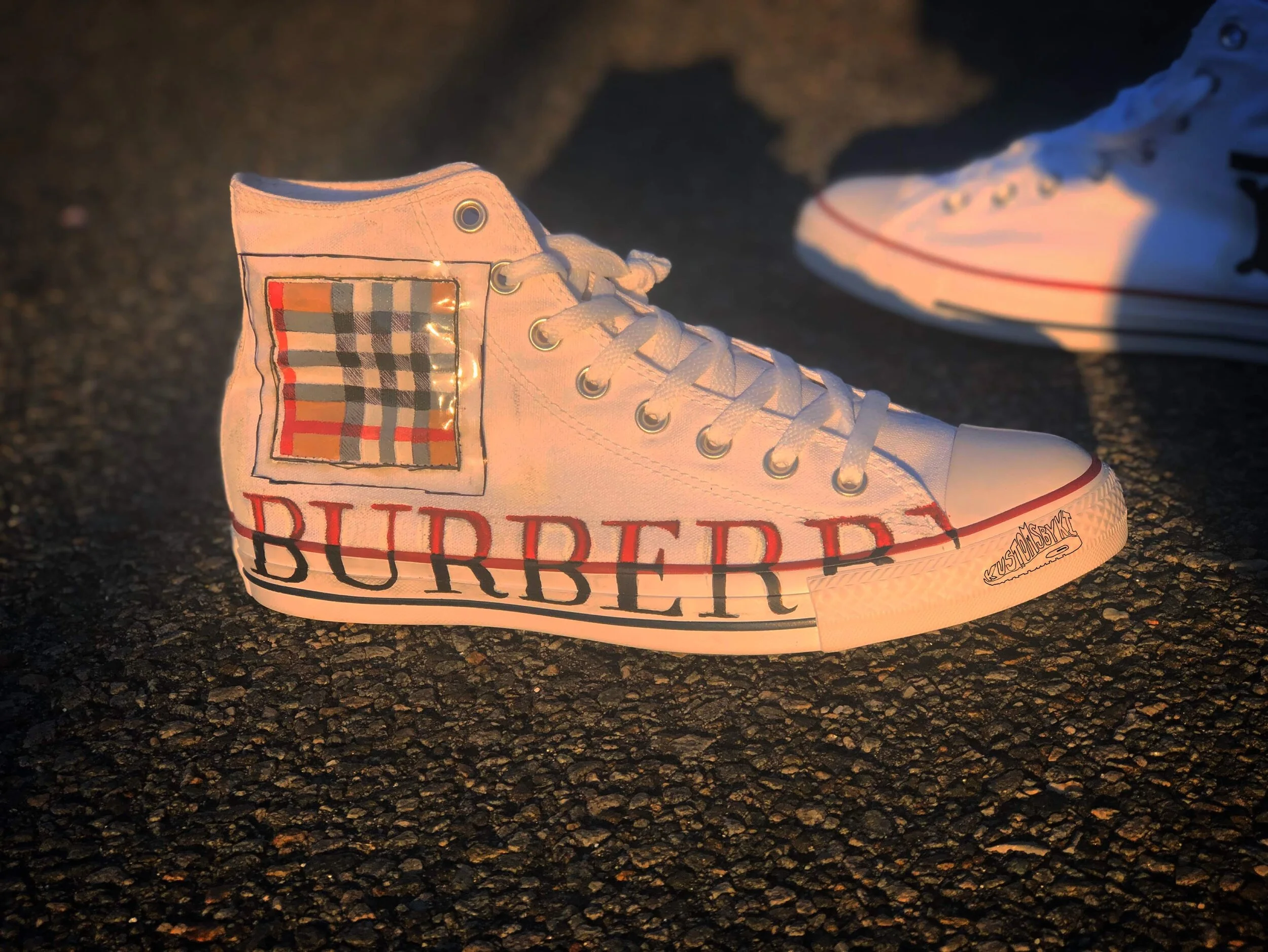 burberry converse