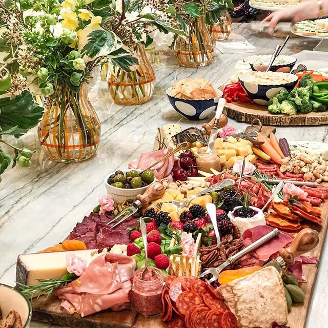 A custom Mega Board to shower @mrs.hef!! So much love,joy, meat and cheese to celebrate Baby Hef. 💕🧀 ..
..
..
..
#gathergrazedallas #gathertogether #charcuterieboard #babyshower #meatandcheeseboard #grazeallday #dallascharcuterie #bossbabe #mybeaut