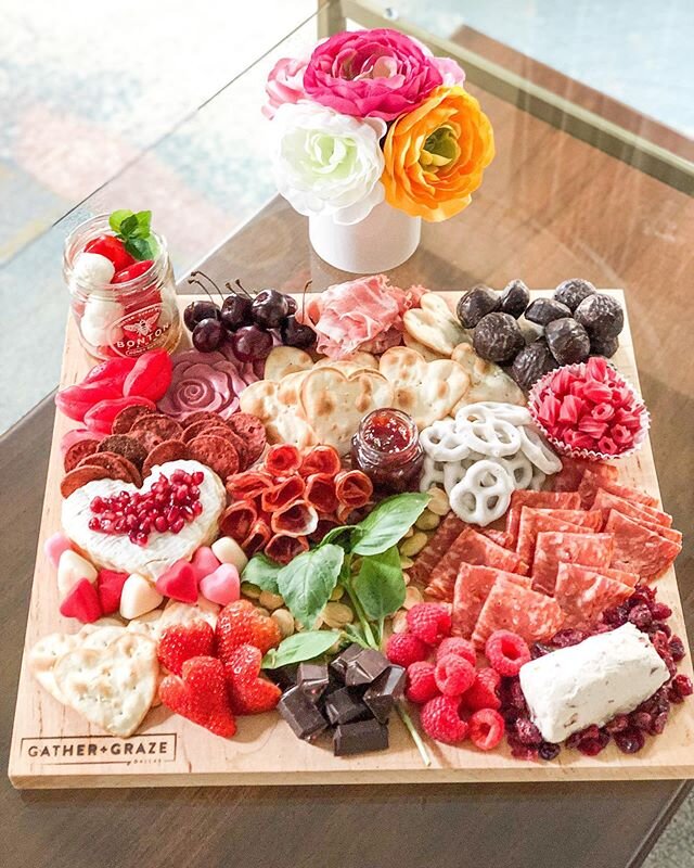 Happy Valentine&rsquo;s Day 💕🧀 🌹  Being cheesy and in love with friends, family and most importantly yourself, is something to celebrate everyday! ..
..
..
..
#gathergrazedallas #gathertogether #charcuterieboard #valentinesboards #meatandcheeseboa