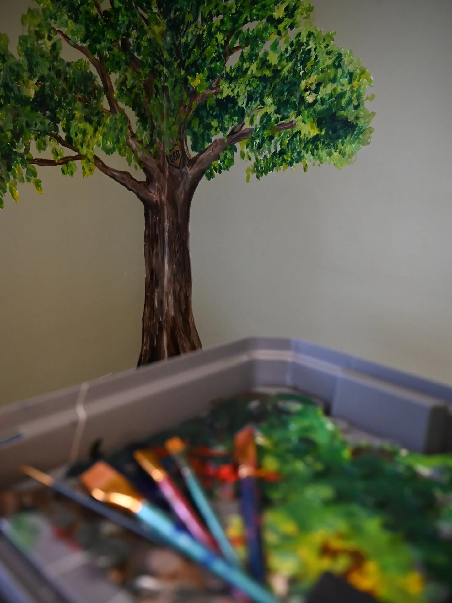 ✑ mural for a friend and the best parts of being a freelance creative are not only the wide range of ideas and fruition, but the wide doors that open for prayer and connection. to ask and seek and follow His way. the opportunity to pray over the fami