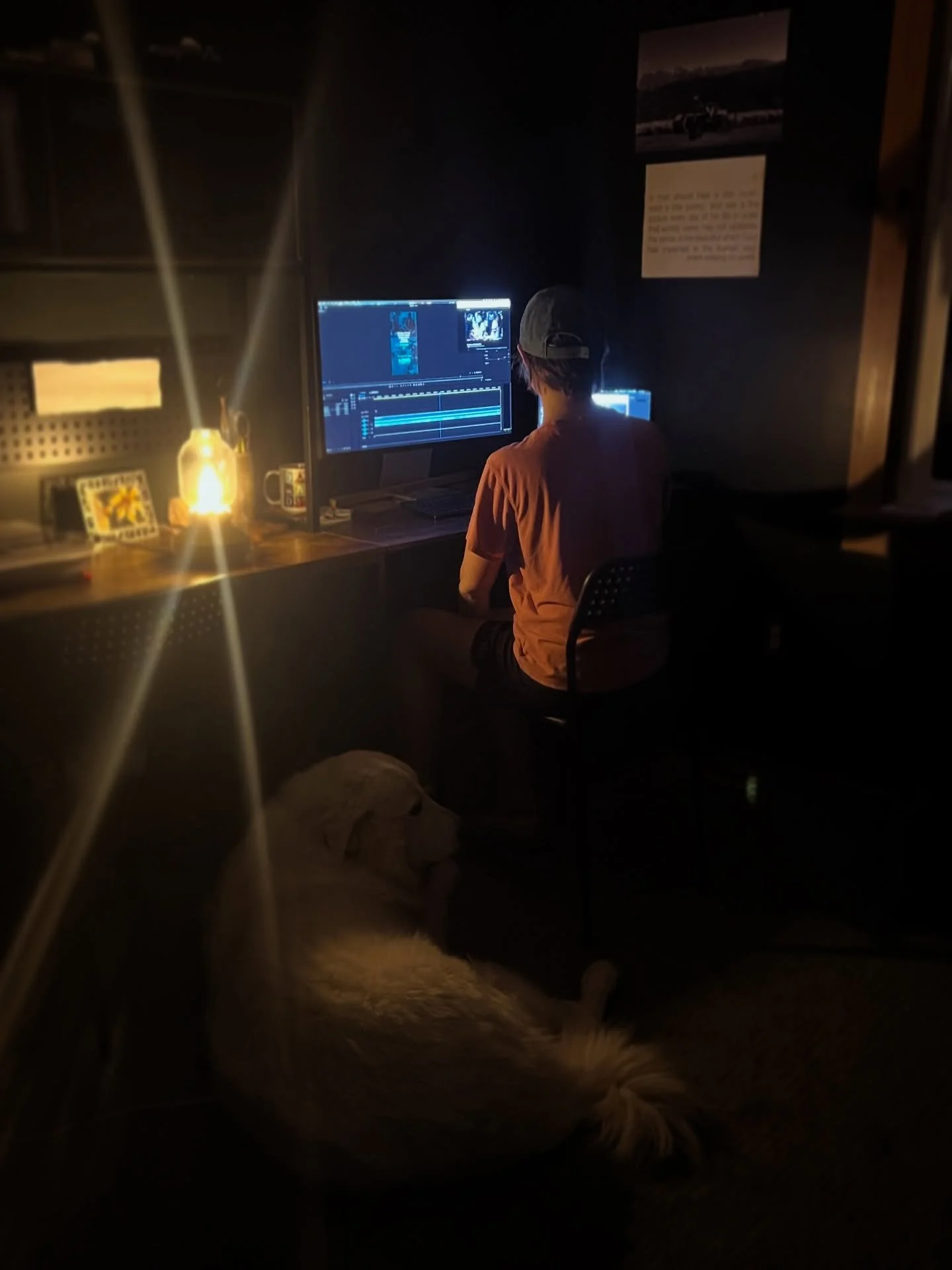 ❖ lilly snapped this picture of me and nala working on some digital content while watching some women&rsquo;s collegiate hoops in the corner. side note of thankfulness to His seasons and His giving some early healthcare marketing days&hellip; they&rs