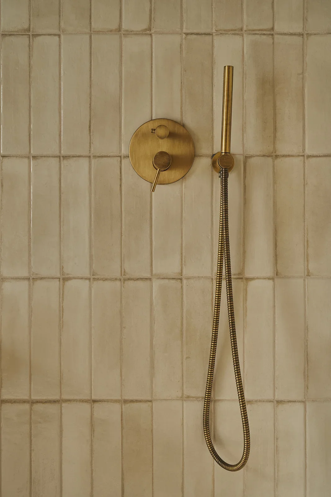 Villa_Asti_Piemonte_shower-toilet.webp