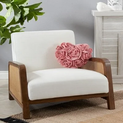 Felt Heart Pillow3.jpg